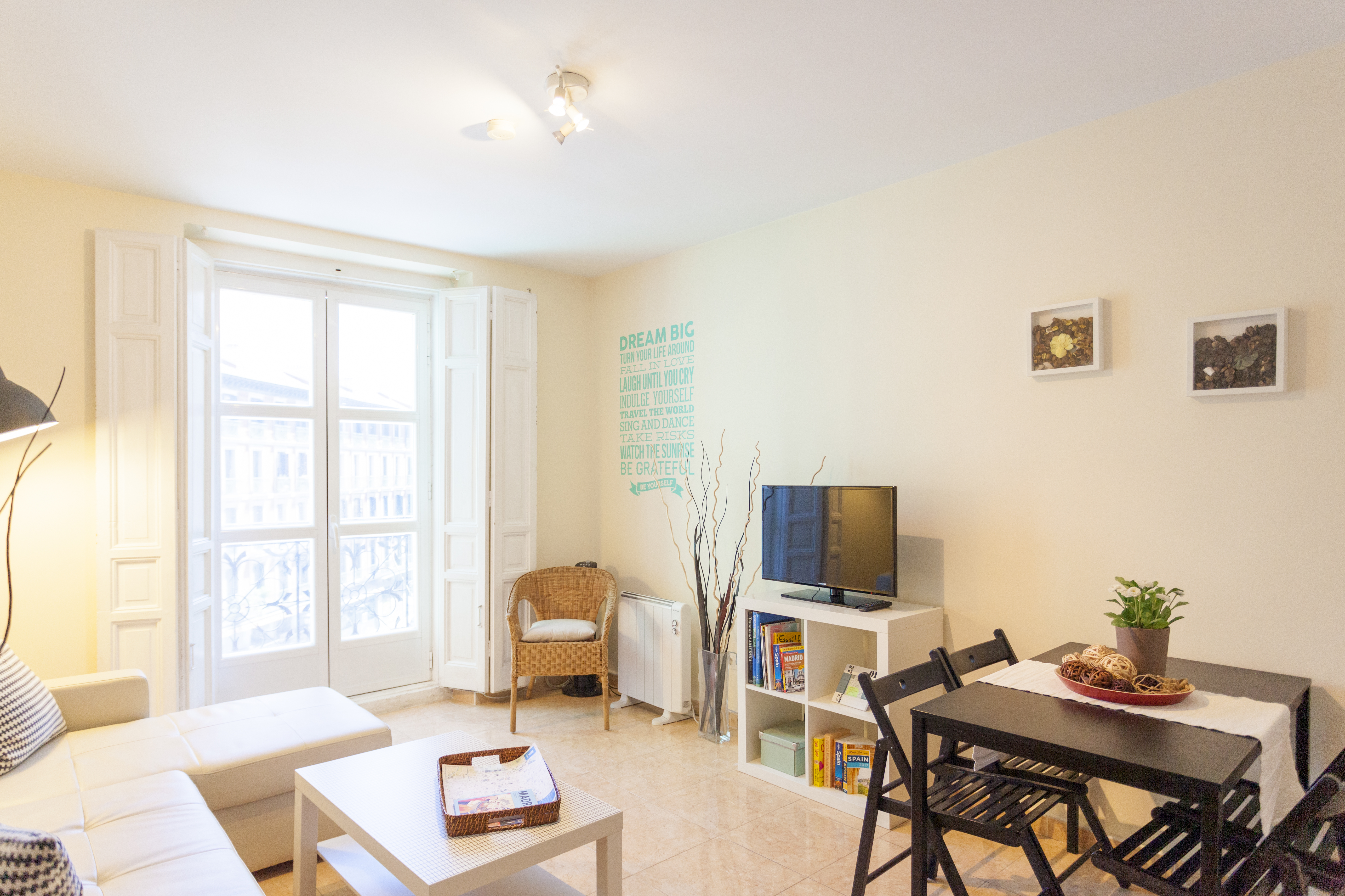 Sunny Apt. Historic District-Sol