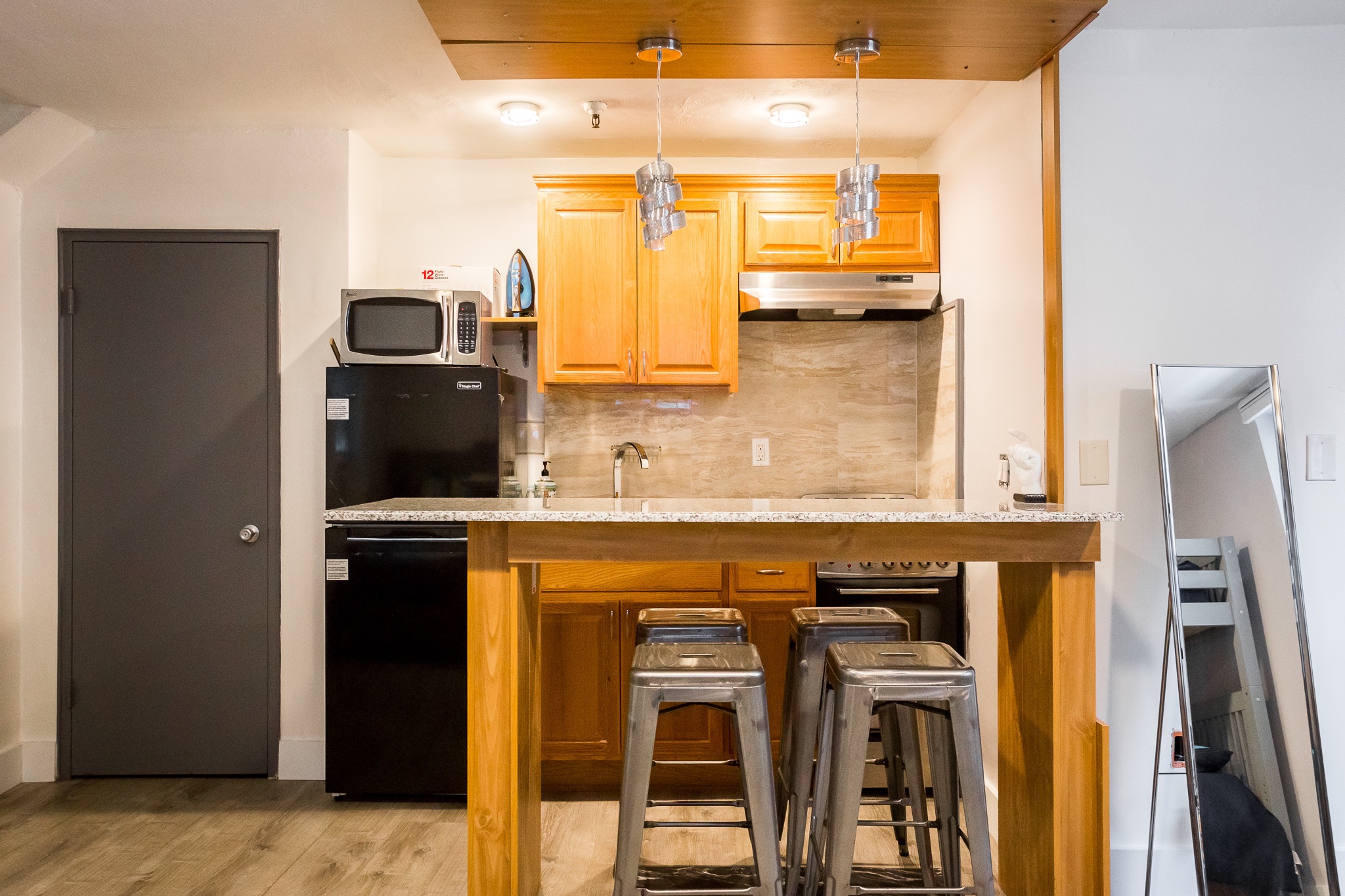 MODERN DOWNTOWN STUDIO in Downtown, Boston