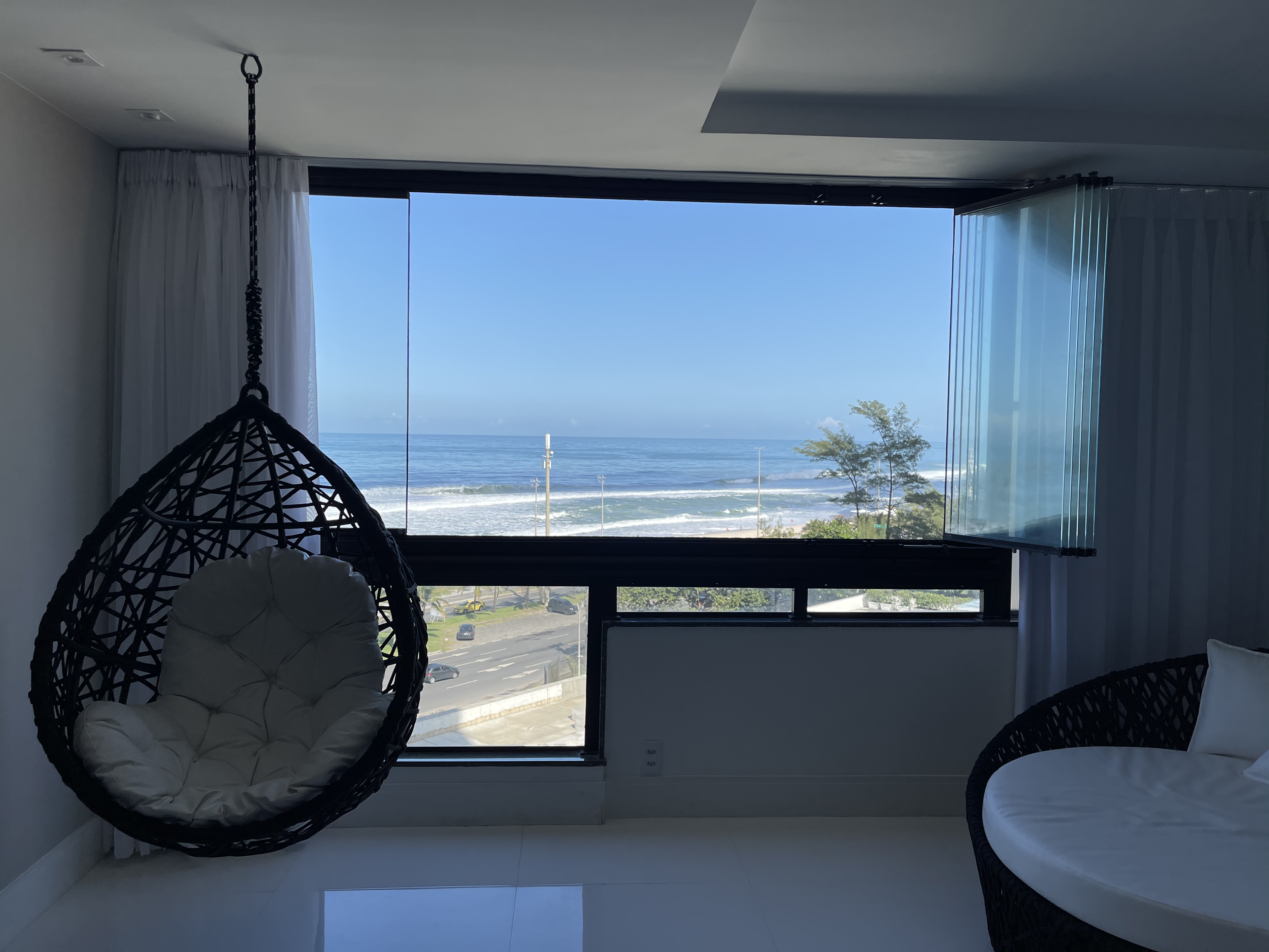 Top 10 - Apartamento na Barra vista mar
