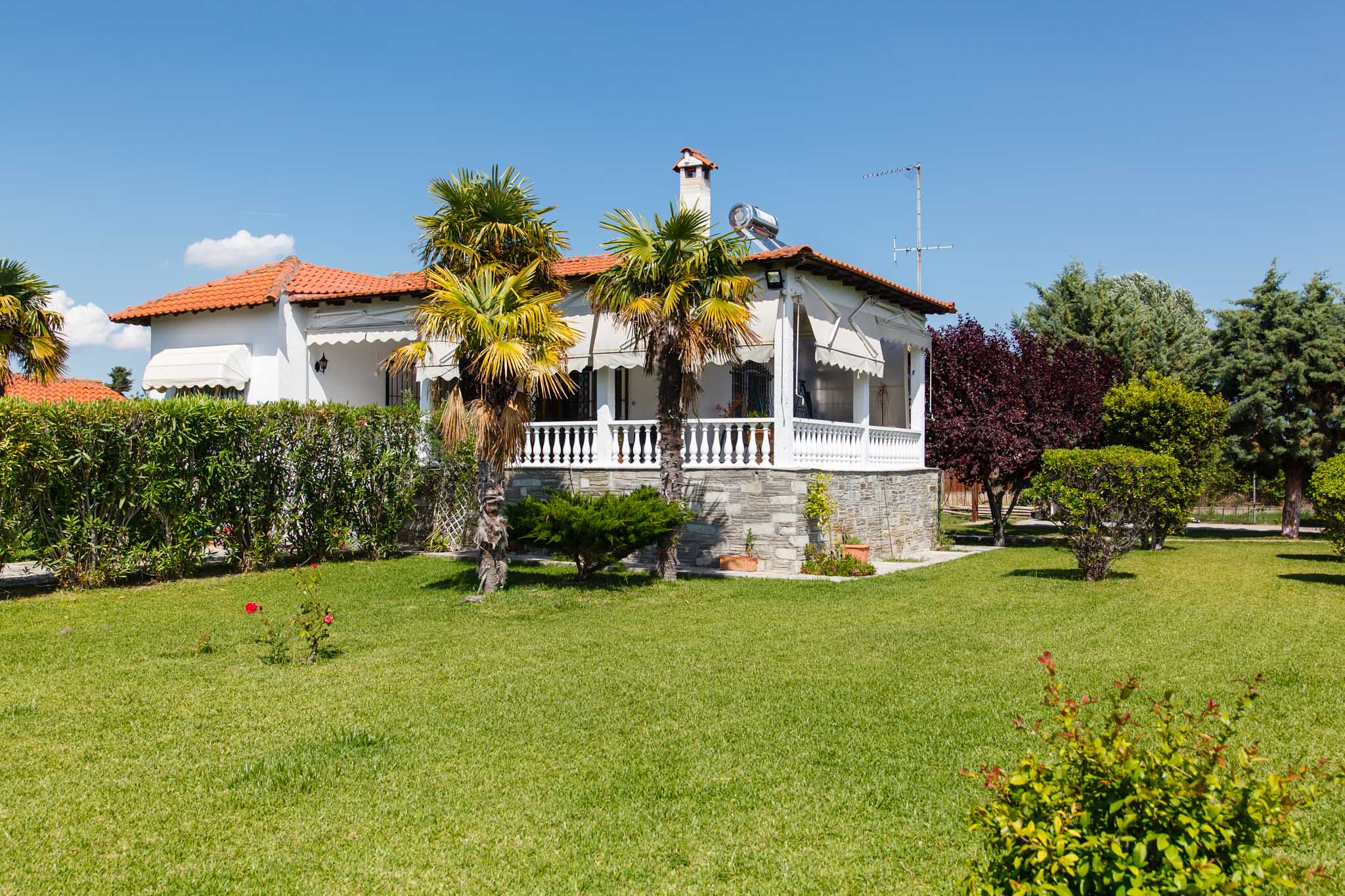 Halkidiki Villa very close to sandy beach.