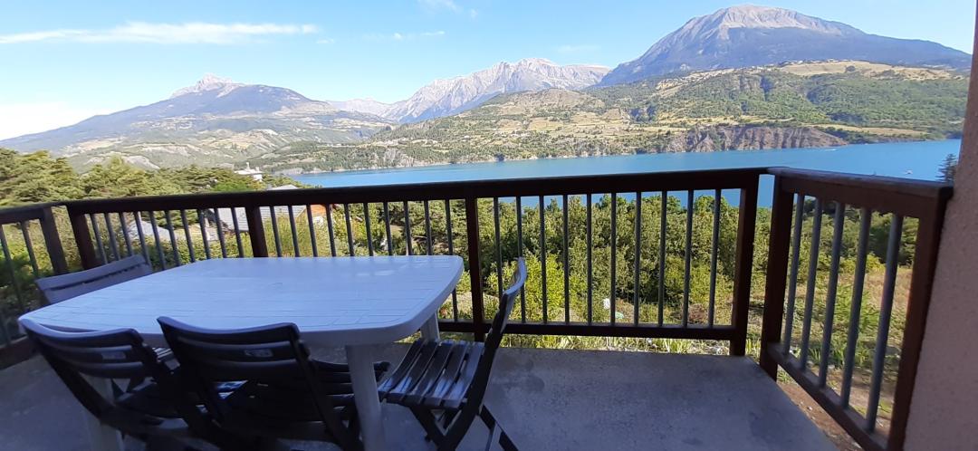 Apt 4 rooms (4 to 6 people) facing Lac Serre -Ponçon