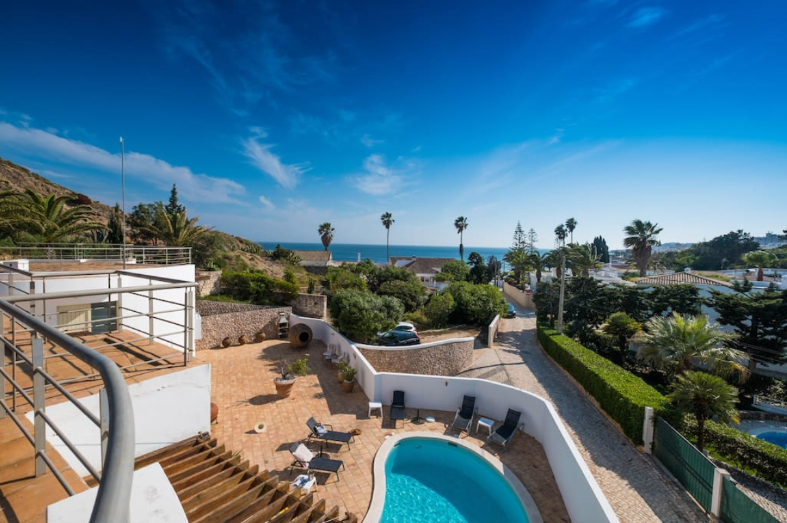 Beach Apartment Flats for Rent in Luz, Faro, Portugal