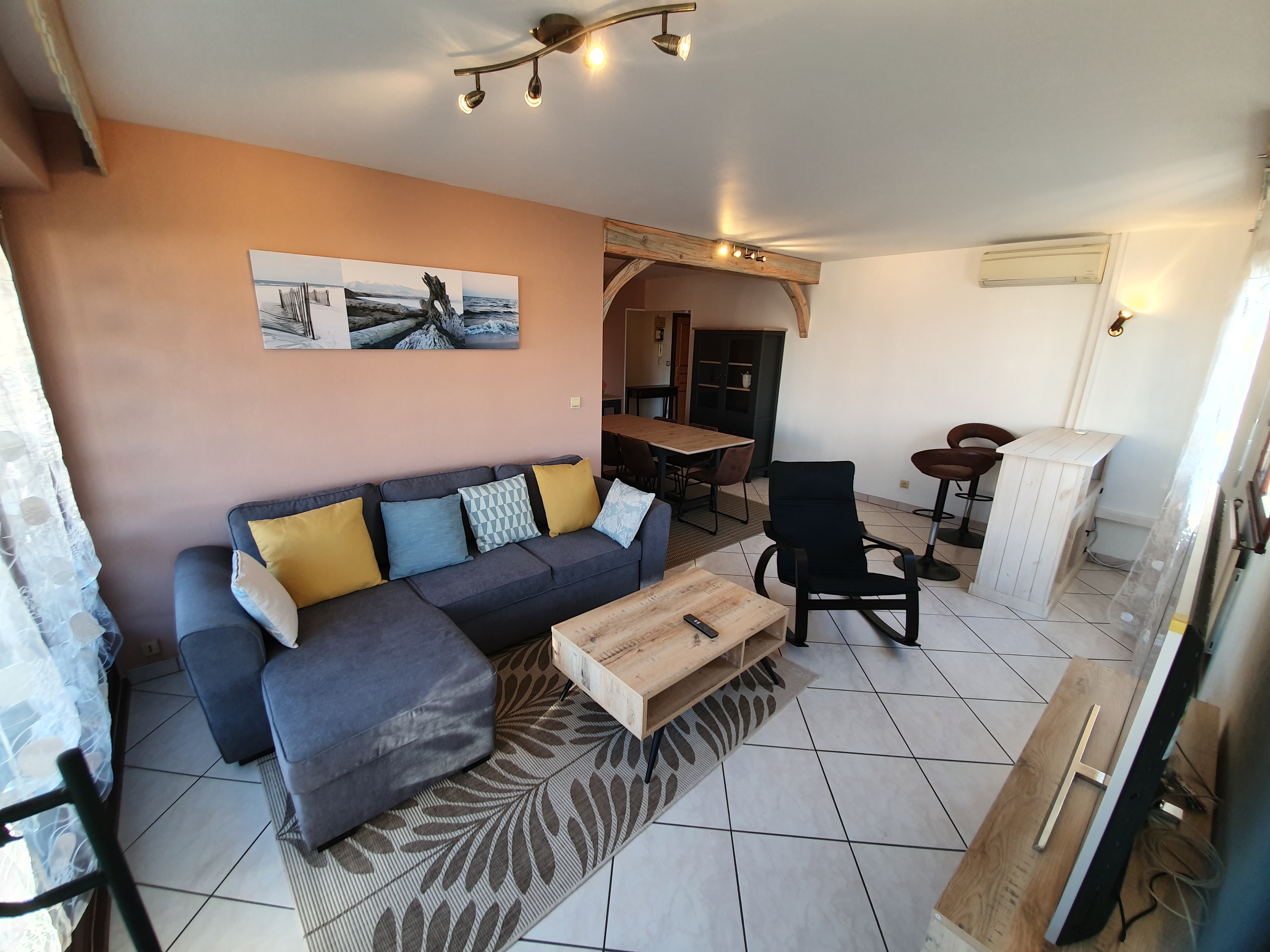 77m² Grand Parilly. Appt 2 ch, balcons et garage.