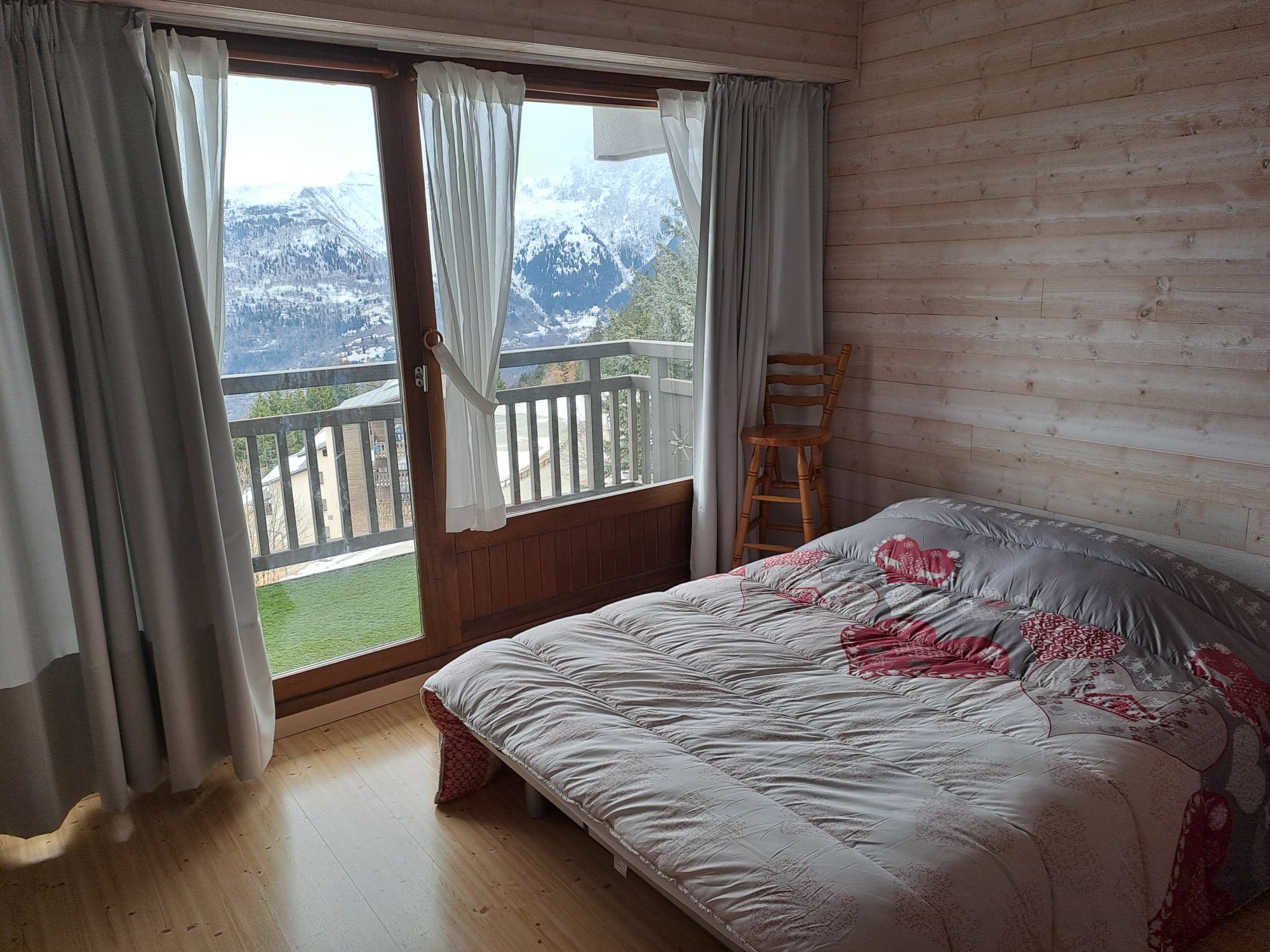 Comfortable mountain studio at the foot of the slopes