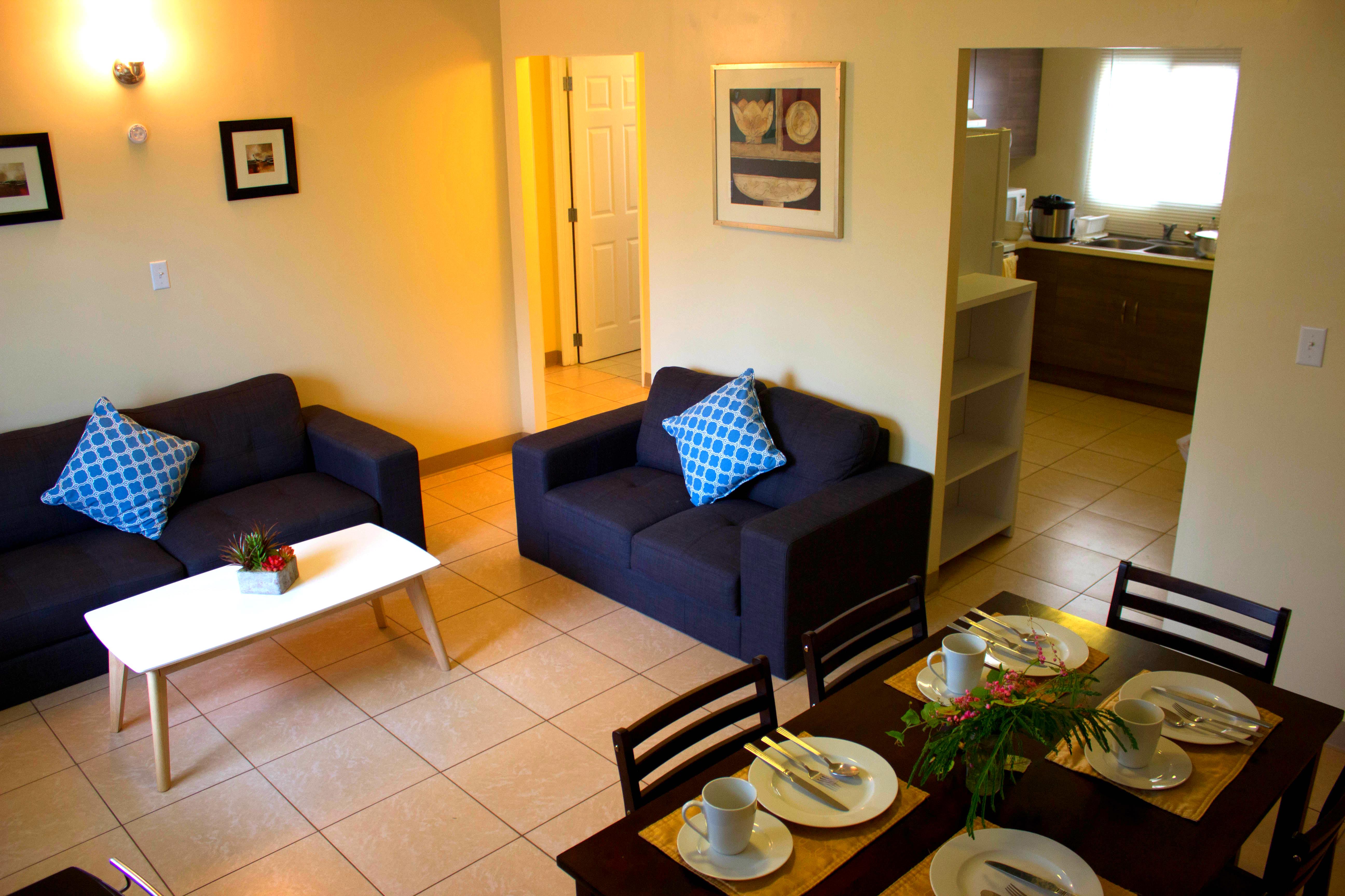Alupang Residence 102 借りられるアパート Tamuning Guam グアム