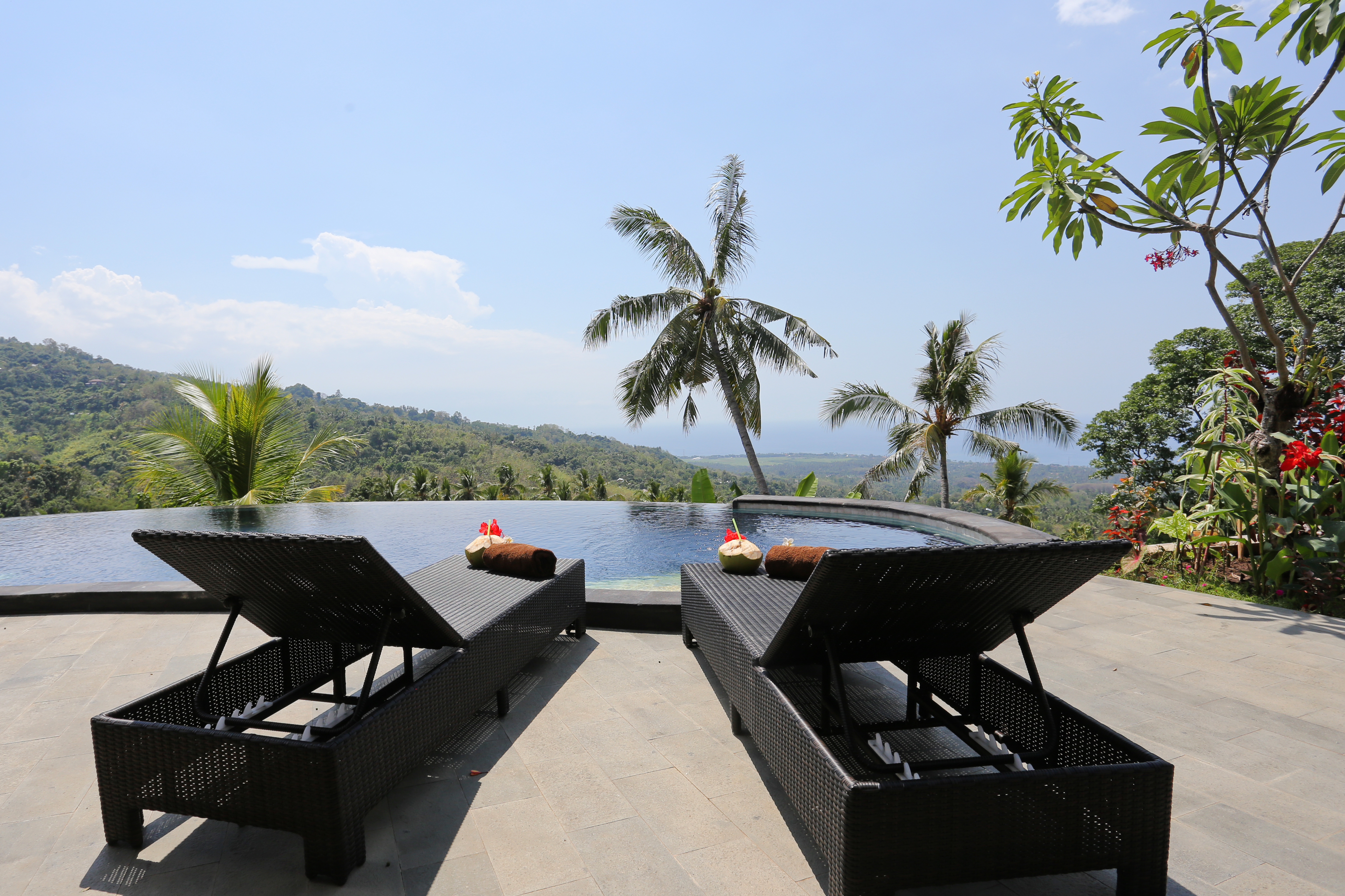 BANANA VILLA RETREAT 3