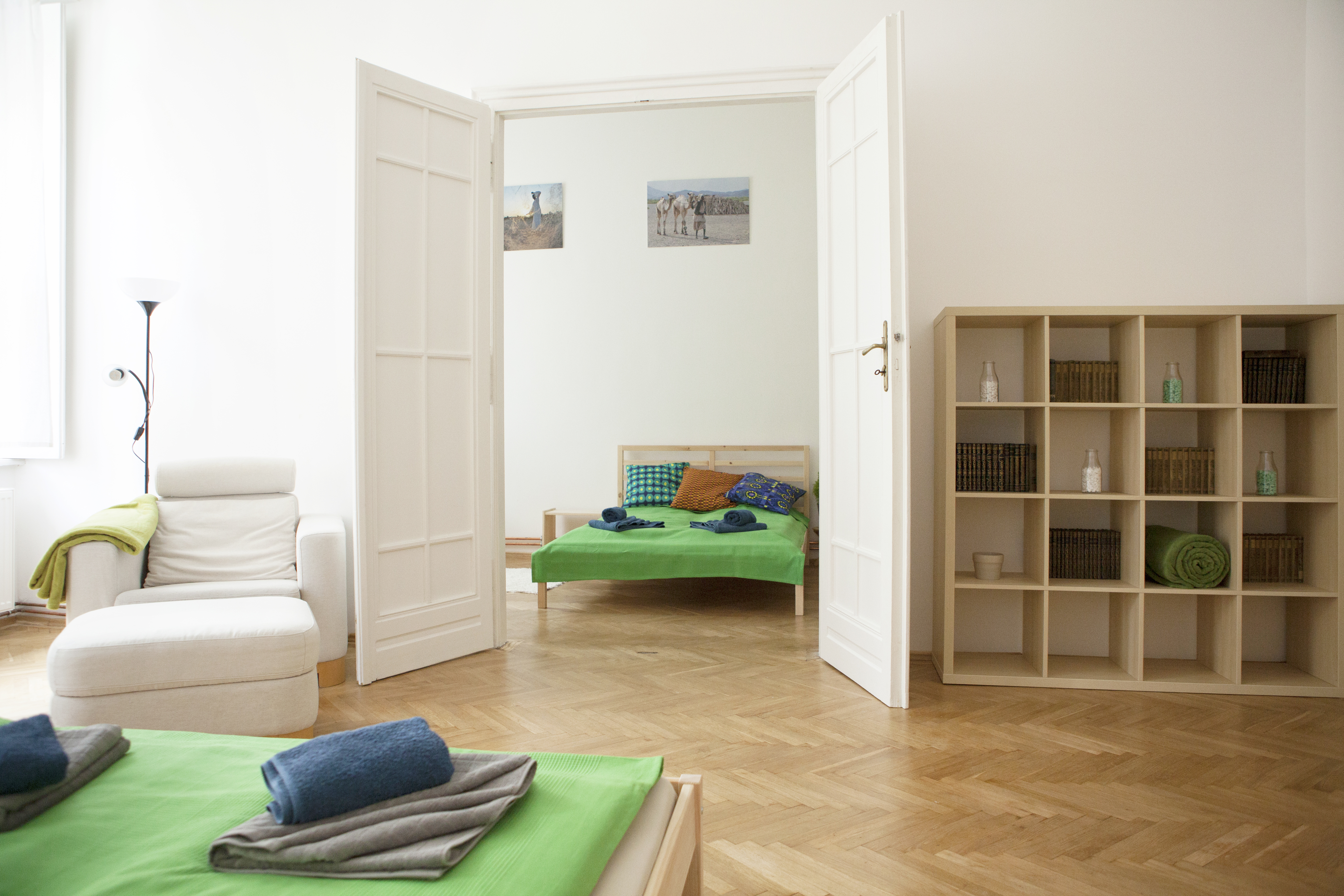 New bright & cosy AC apartment with 2 BIG BEDROOMS