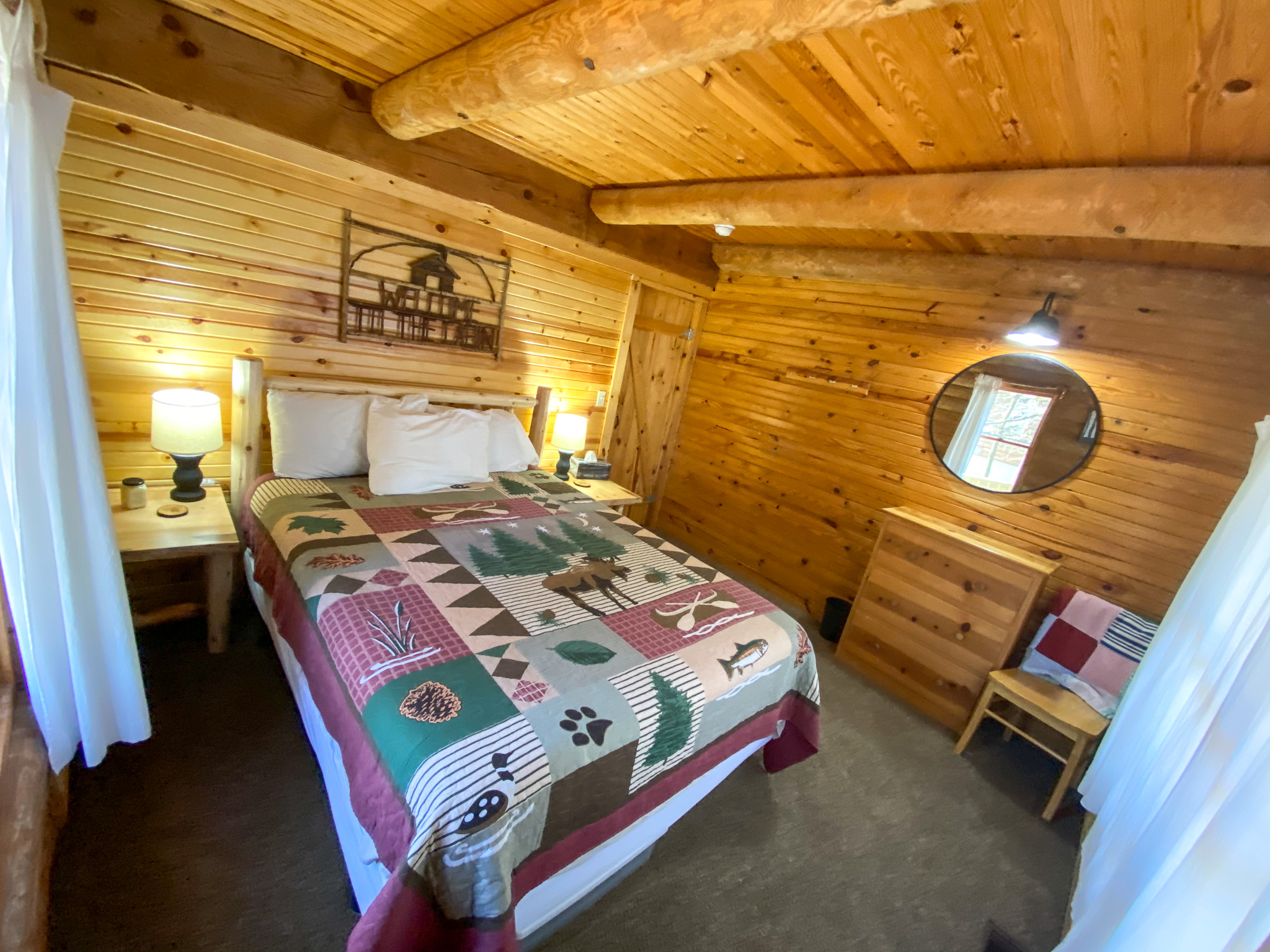 Cozy Lakefront Log Cabin Cabins for Rent in Shell Knob, Missouri