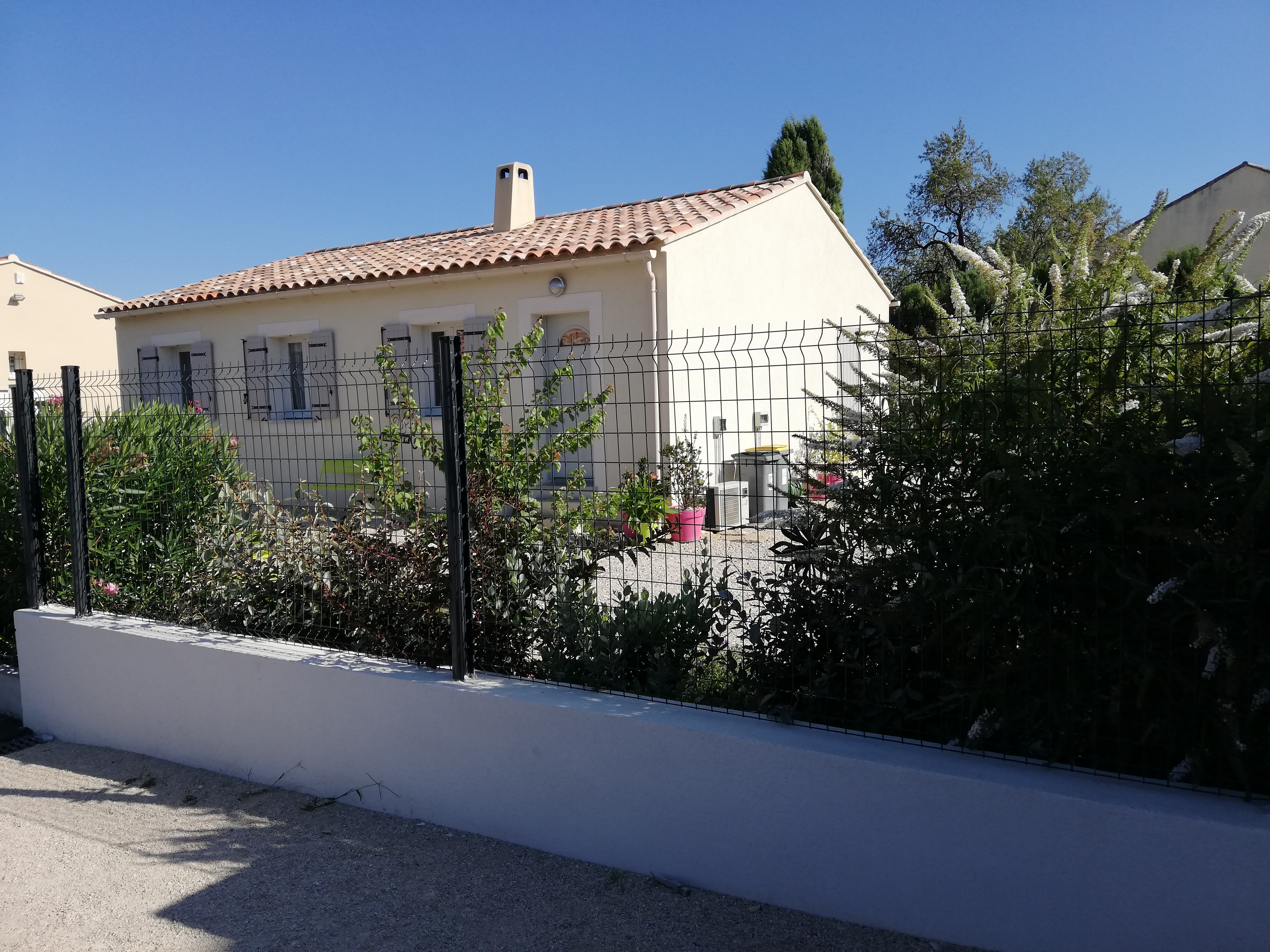 House  with private pool at the foot of Ventoux