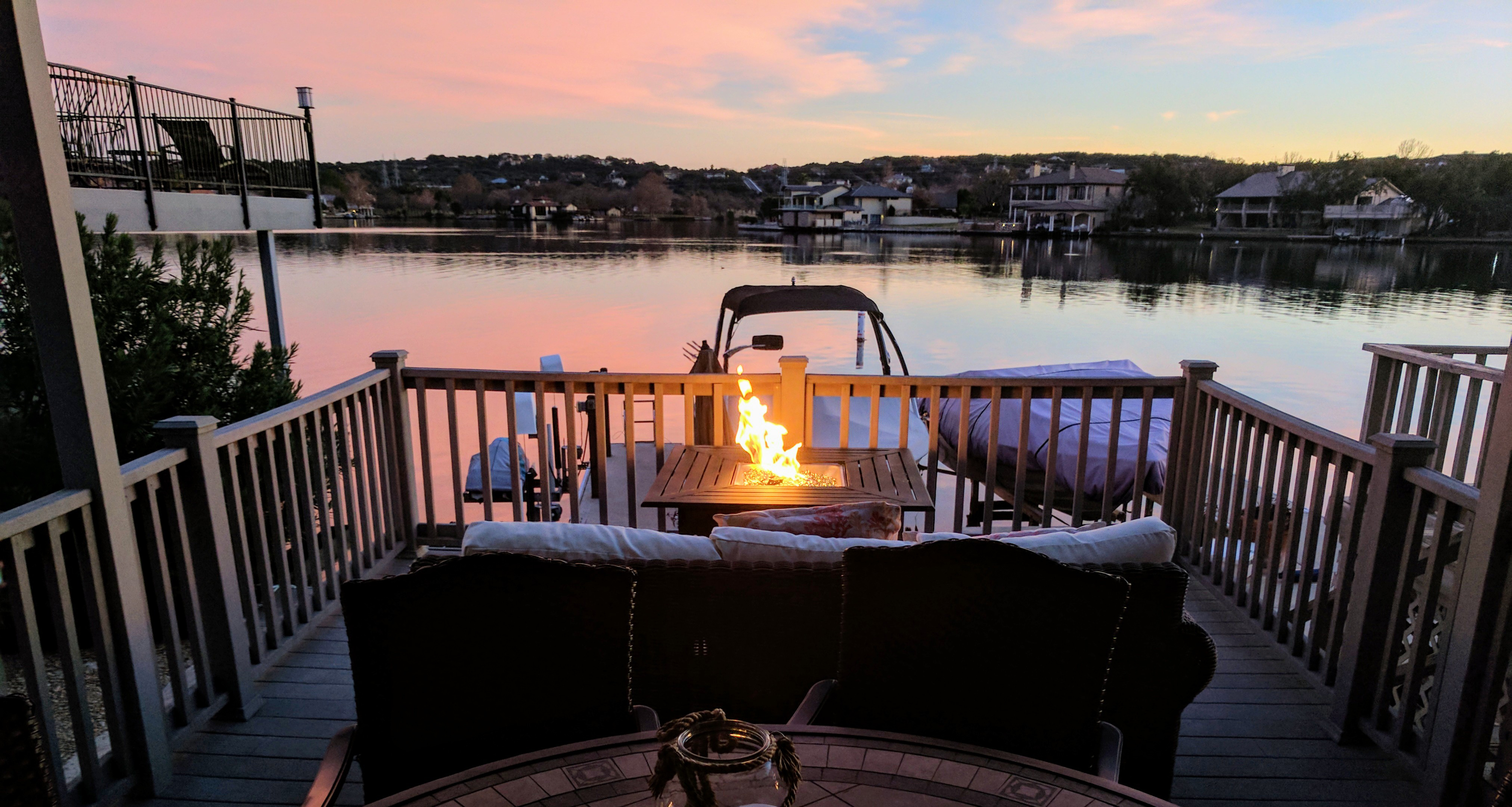 Island Dr Retreat Lakefront Deck View Fishing Pool
