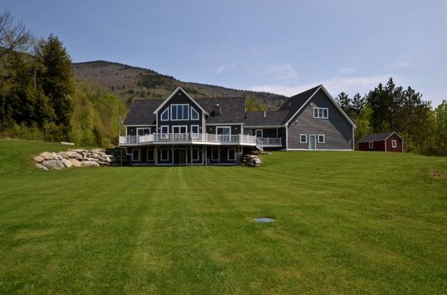 1 Bedroom apartment. Between Stowe and Waterbury. Apartments for Rent