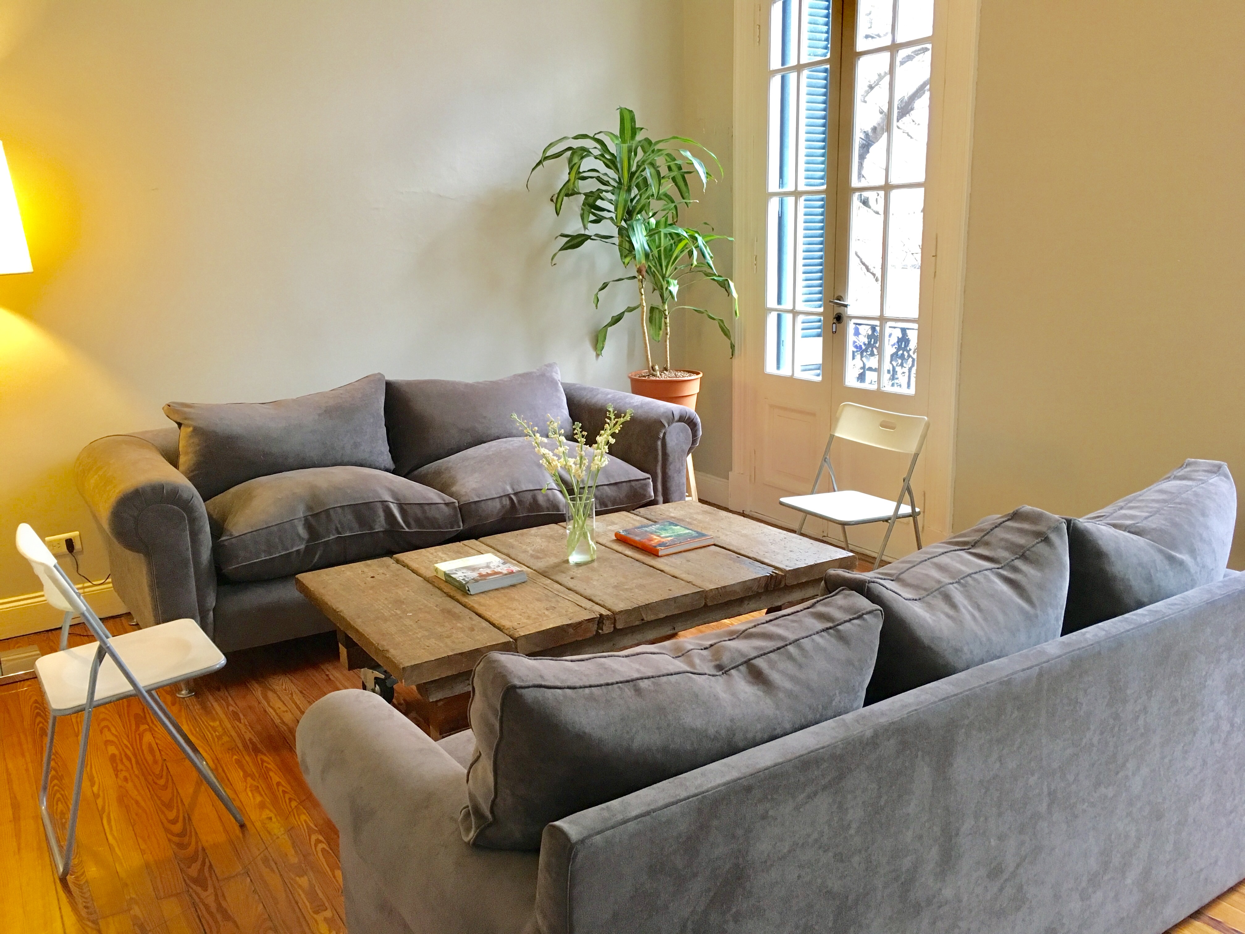 Big Trendy Apartment in Palermo