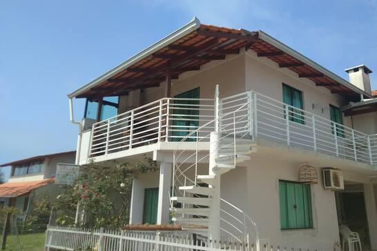 Apartment upstairs in Prainha e Enseada!