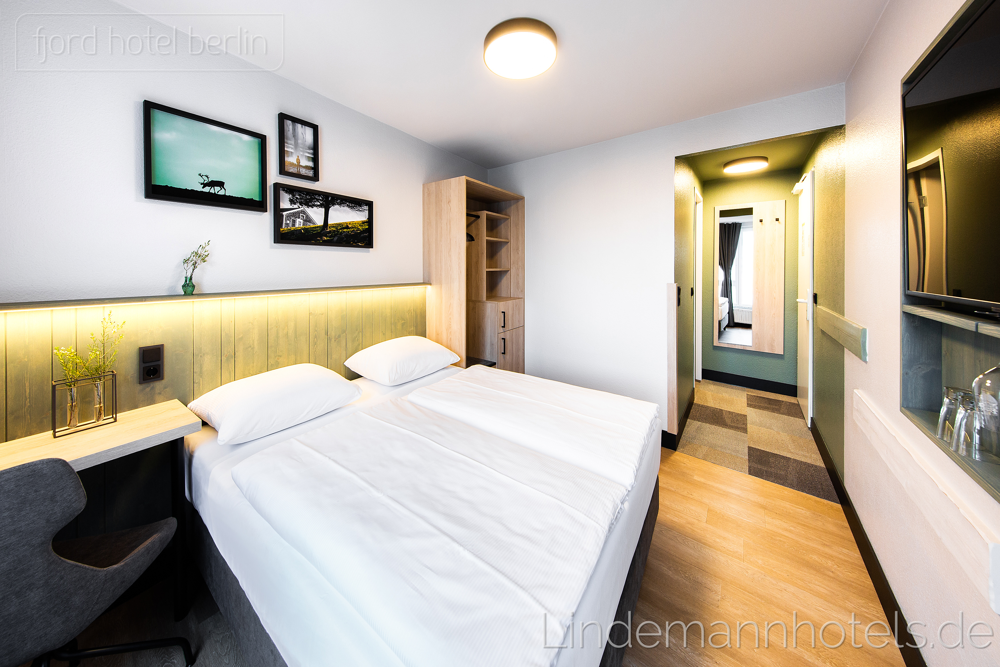 SCHØNES S (fjord hotel berlin)