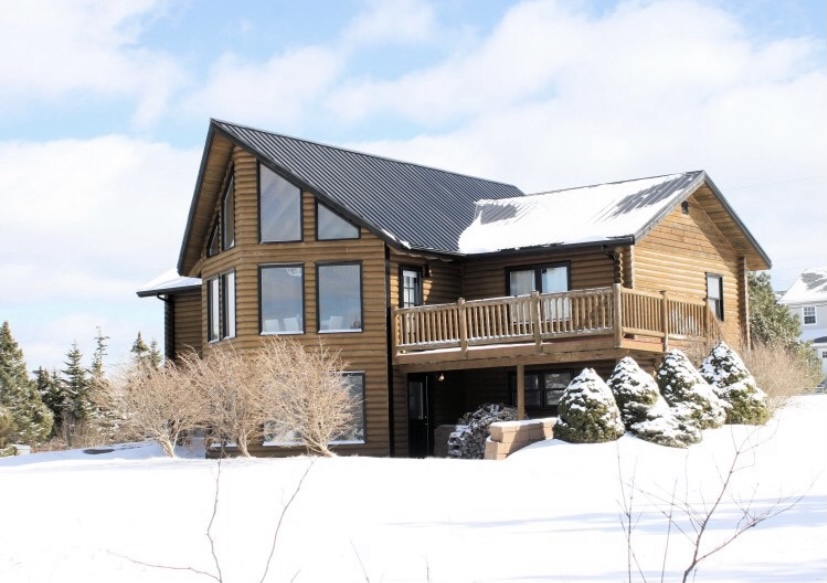 Waterfront Log Home Chalet Houses for Rent in Head of Chezzetcook