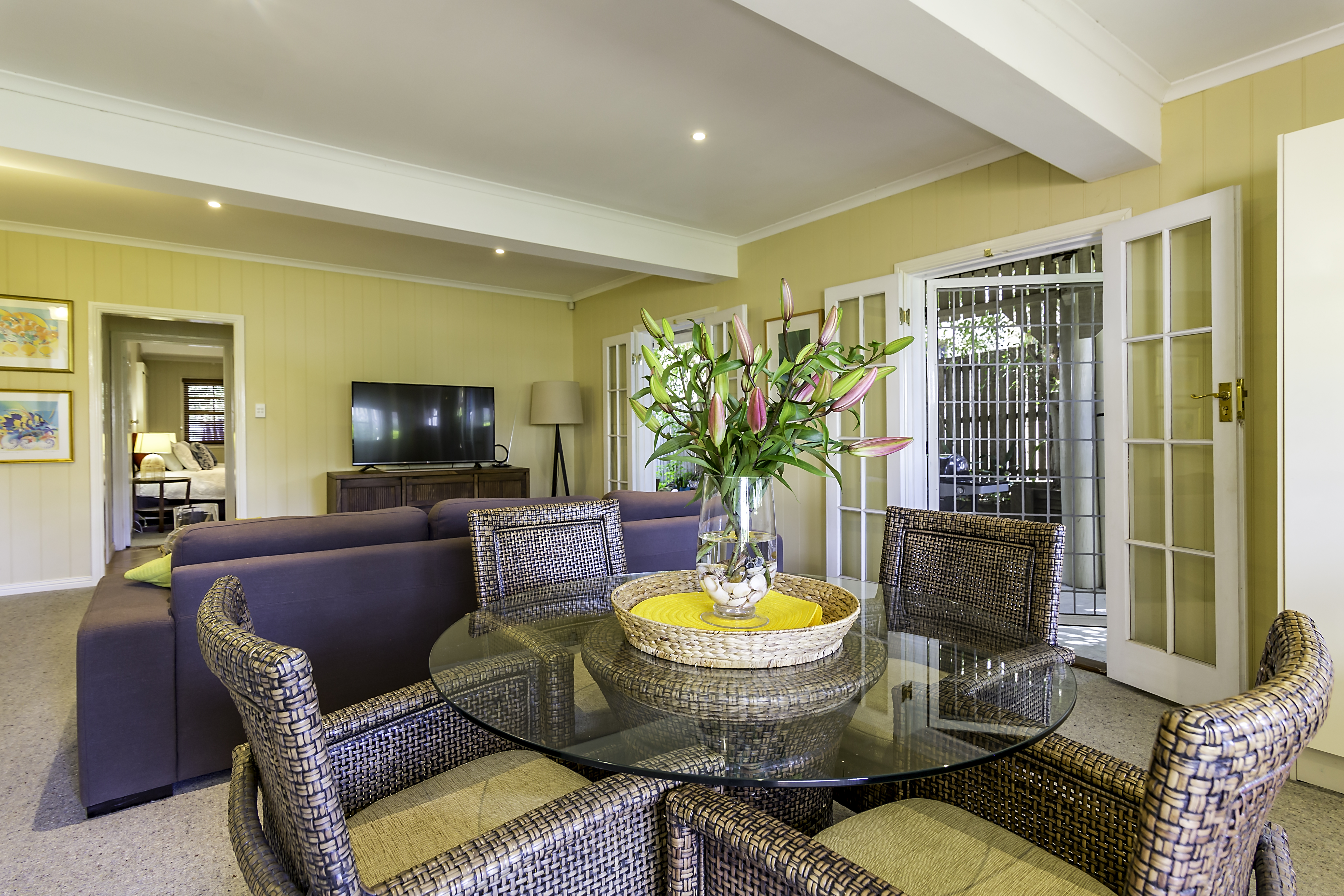 Greenslopes Hospital garden flat in Coorparoo, Brisbane