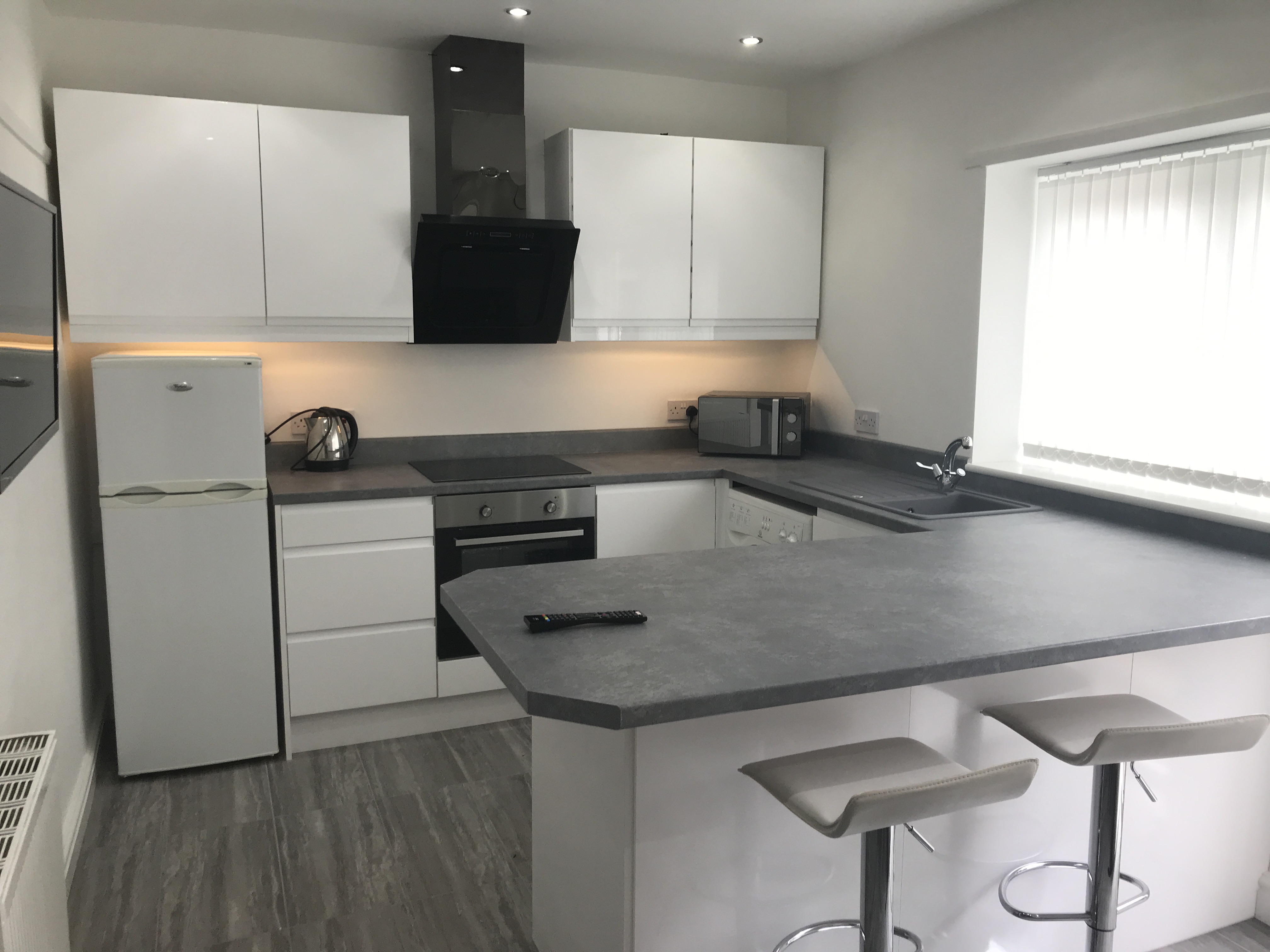 Lovely Refurbished Cottage in Heswall, Wirral Houses for Rent in