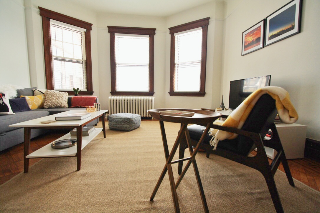 Light-Filled, Quiet Oasis Stone’s Throw Away ❤️ NYC