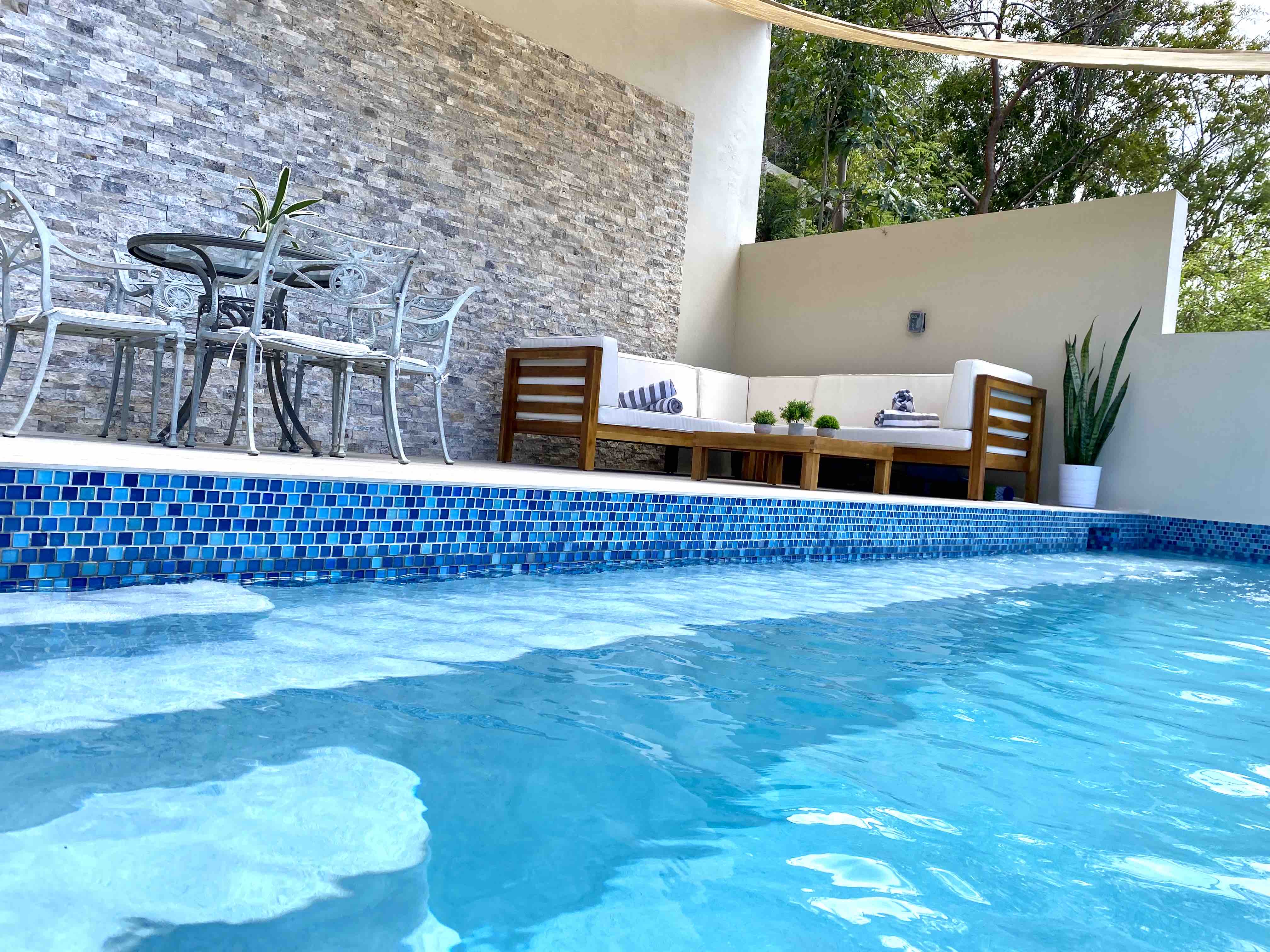 Skytop Studio~Next to Hiking Trail~New Pool