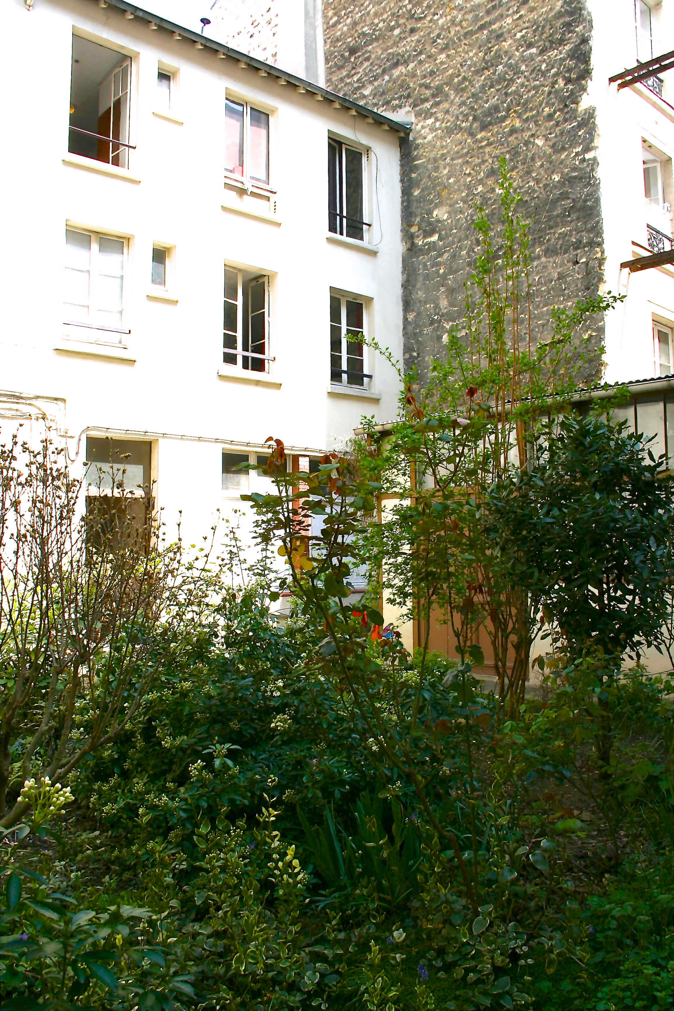 Bastille Area Perfect Quiet Nest