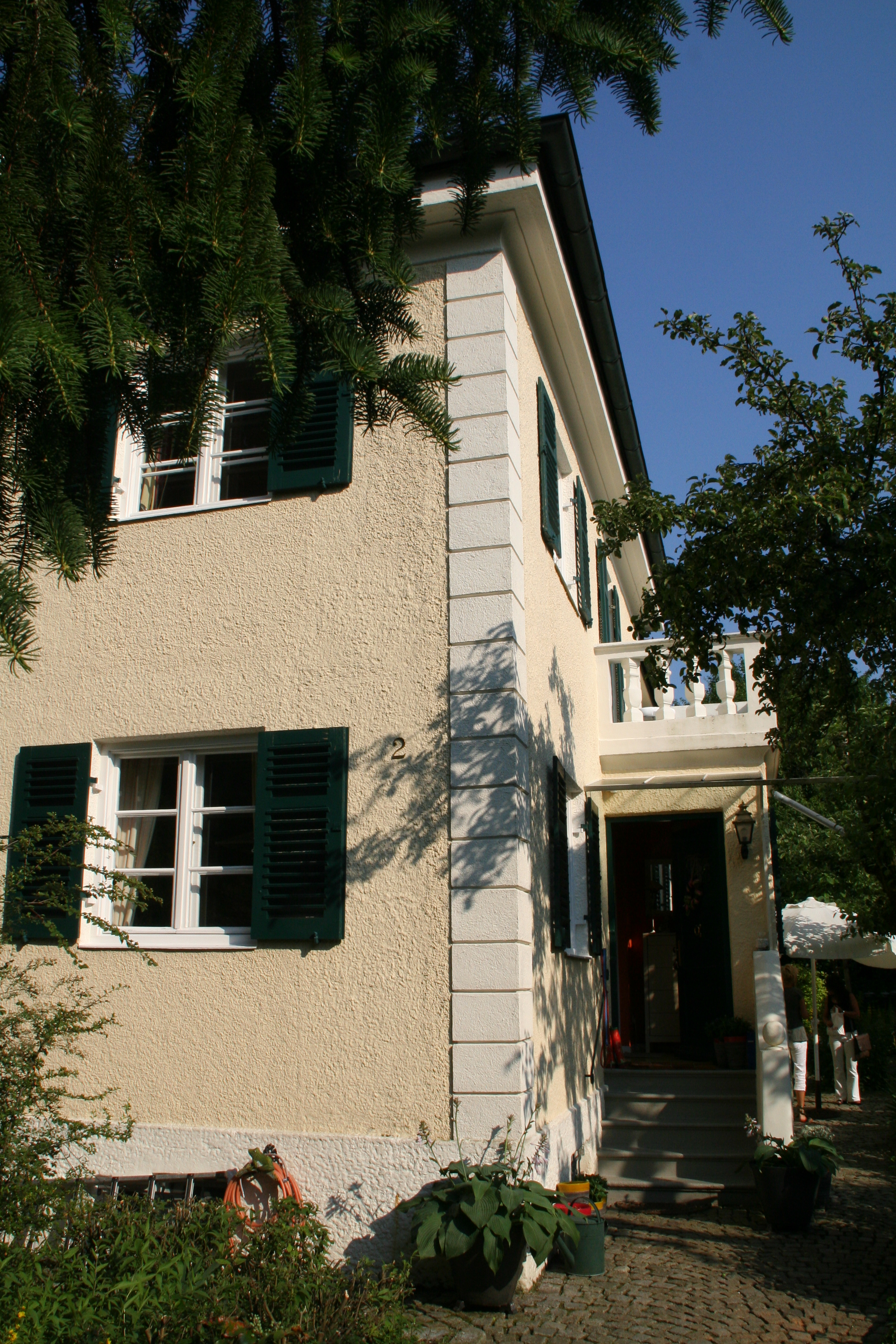 Cheerful room in beautiful house in Tudering-Riem, Munich