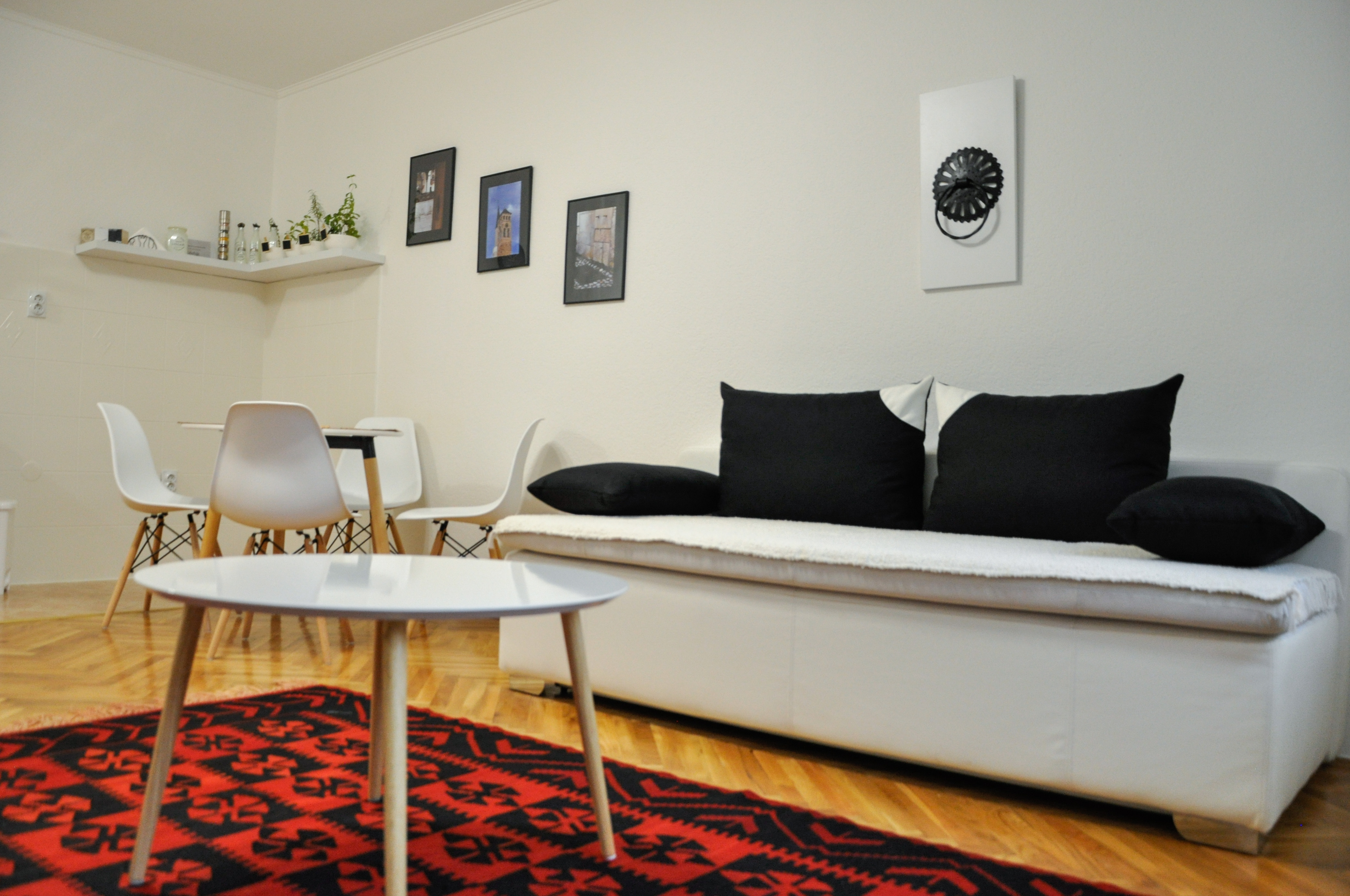 Zvekir Old Town Apartment