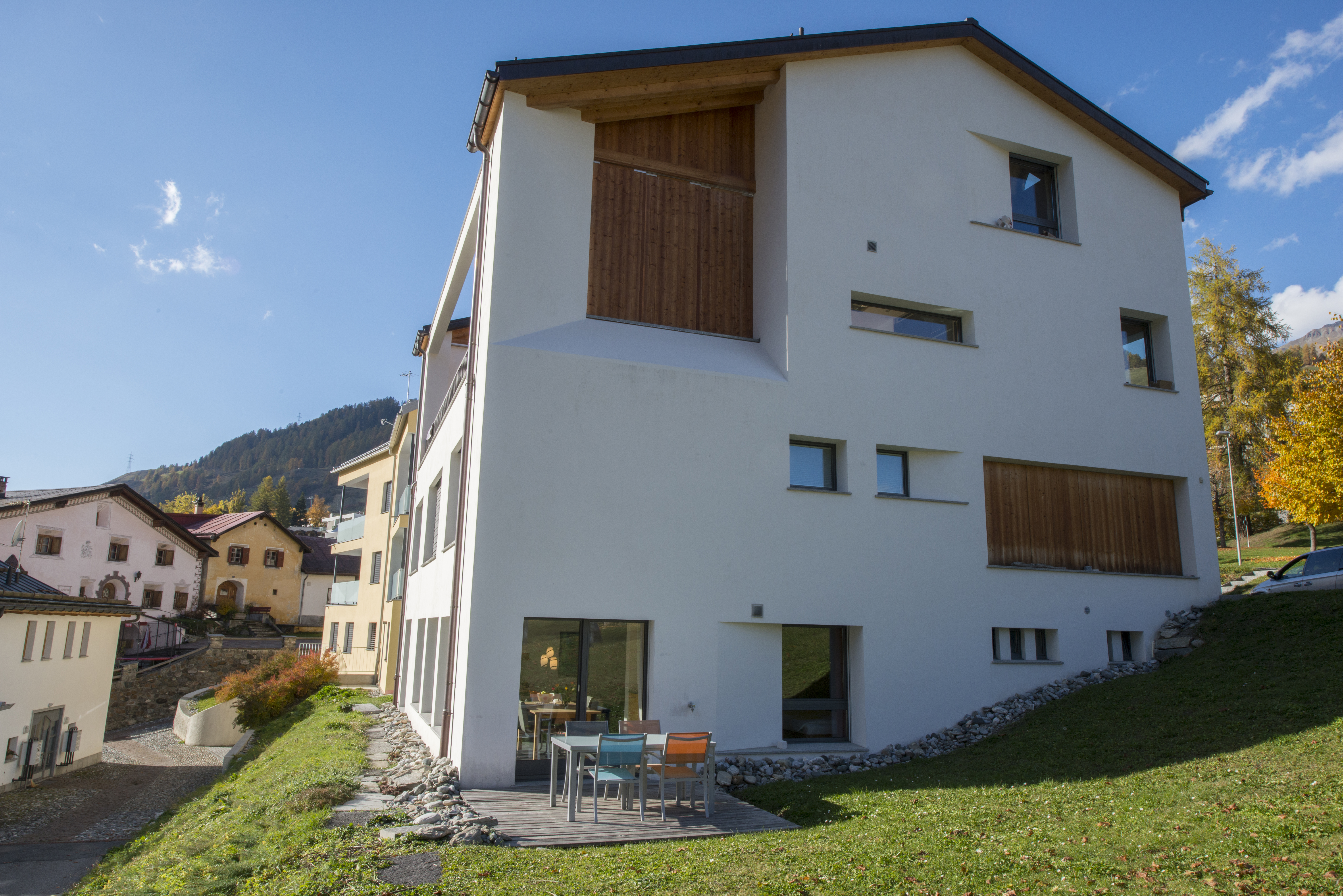 Vacation in the heart of Scuol, next to the thermal bath