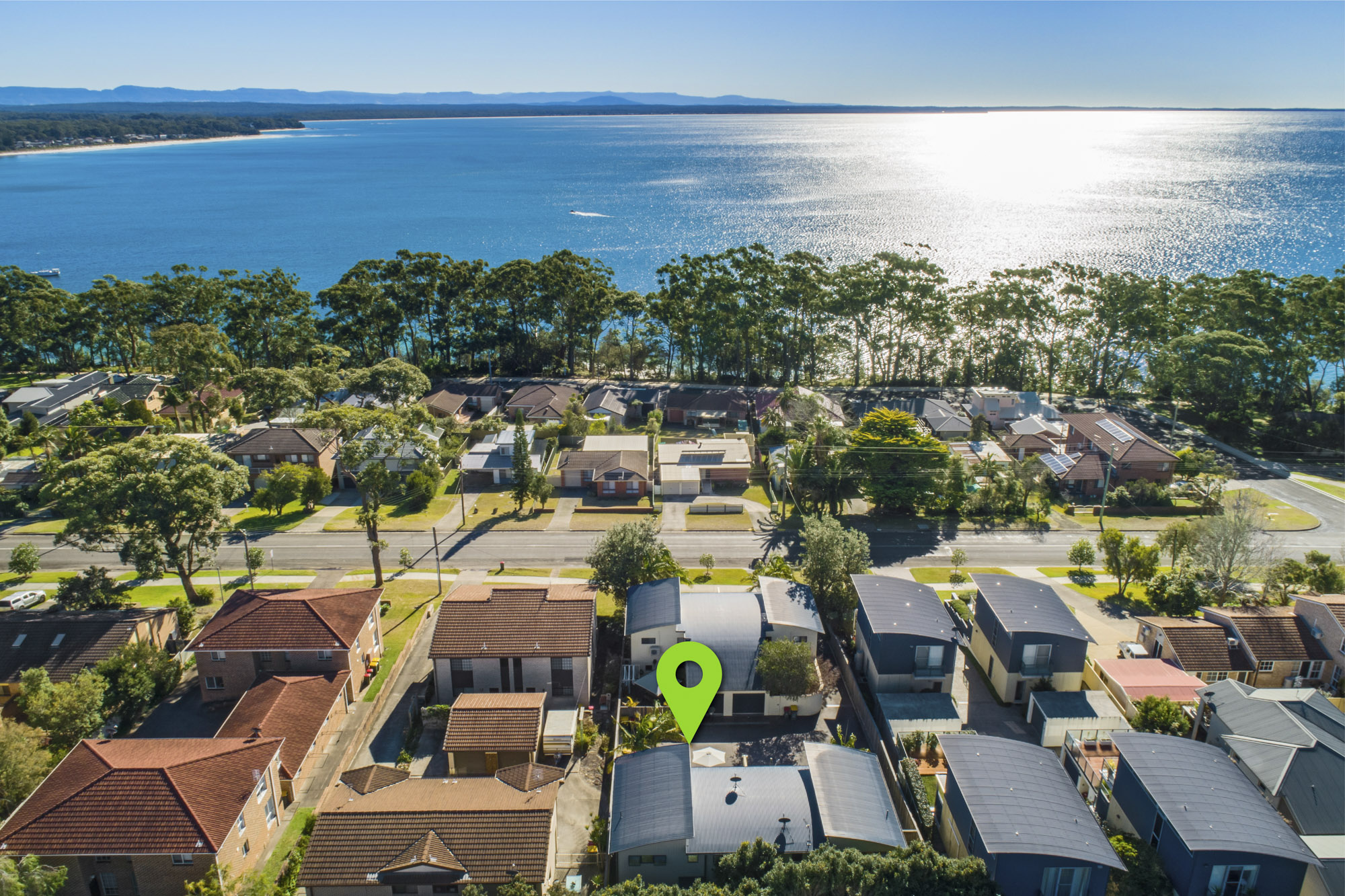 Stylish Relaxation The Arc Townhouses for Rent in Vincentia, New South Wales, Australia