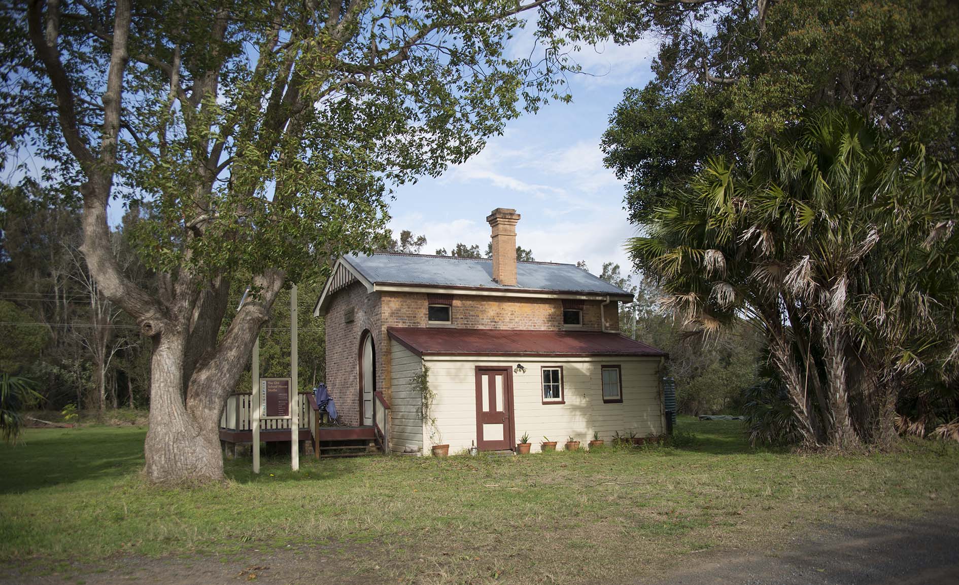 Romantic historic school in Forster/Tuncurry area in Mid-Coast, Mid North Coast