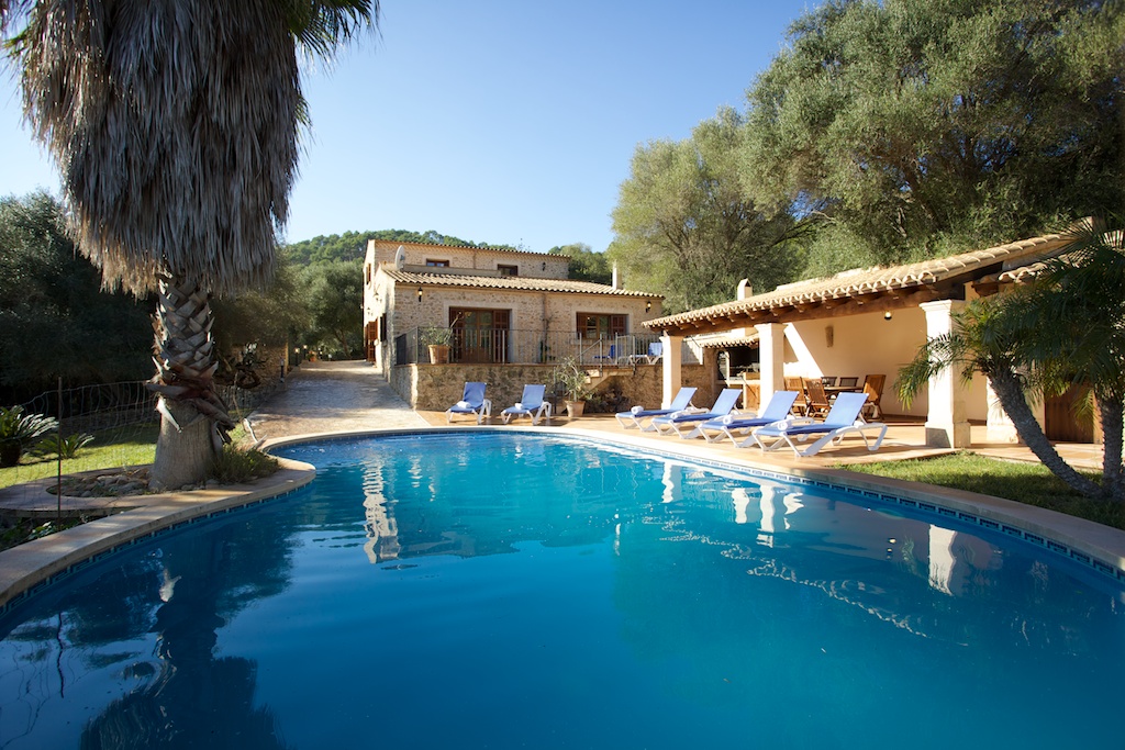 Antique house restored PTT — rentals in Petra, Mallorca