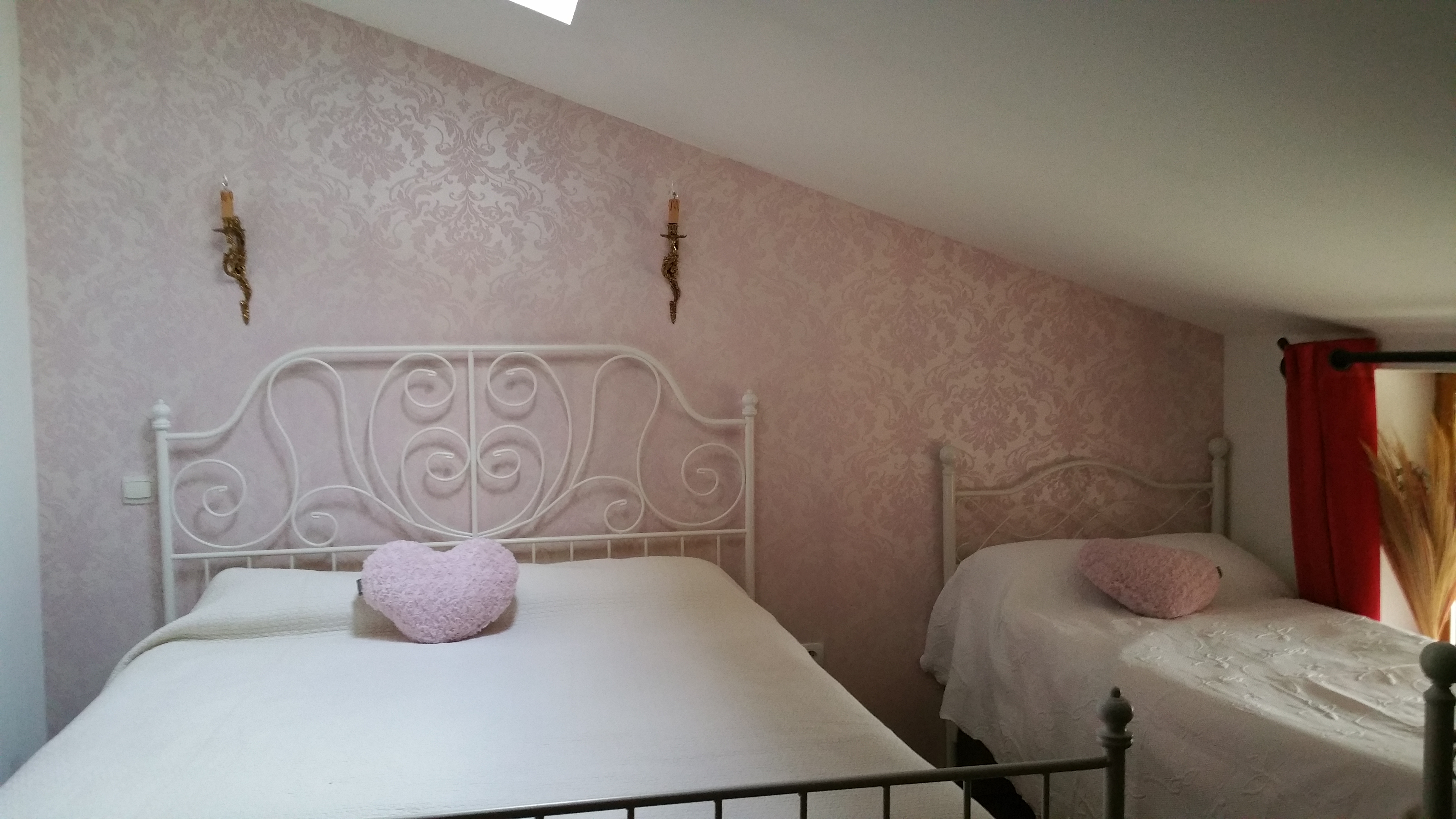 Chambres Agreable Au Sud De Macon Houses For Rent In Illiat Rhone Alpes France