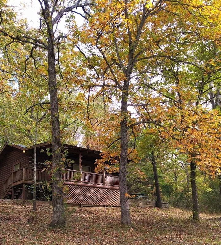 Cabin with Jacuzzi in the Ozark Mountains Cabins for Rent in Eureka