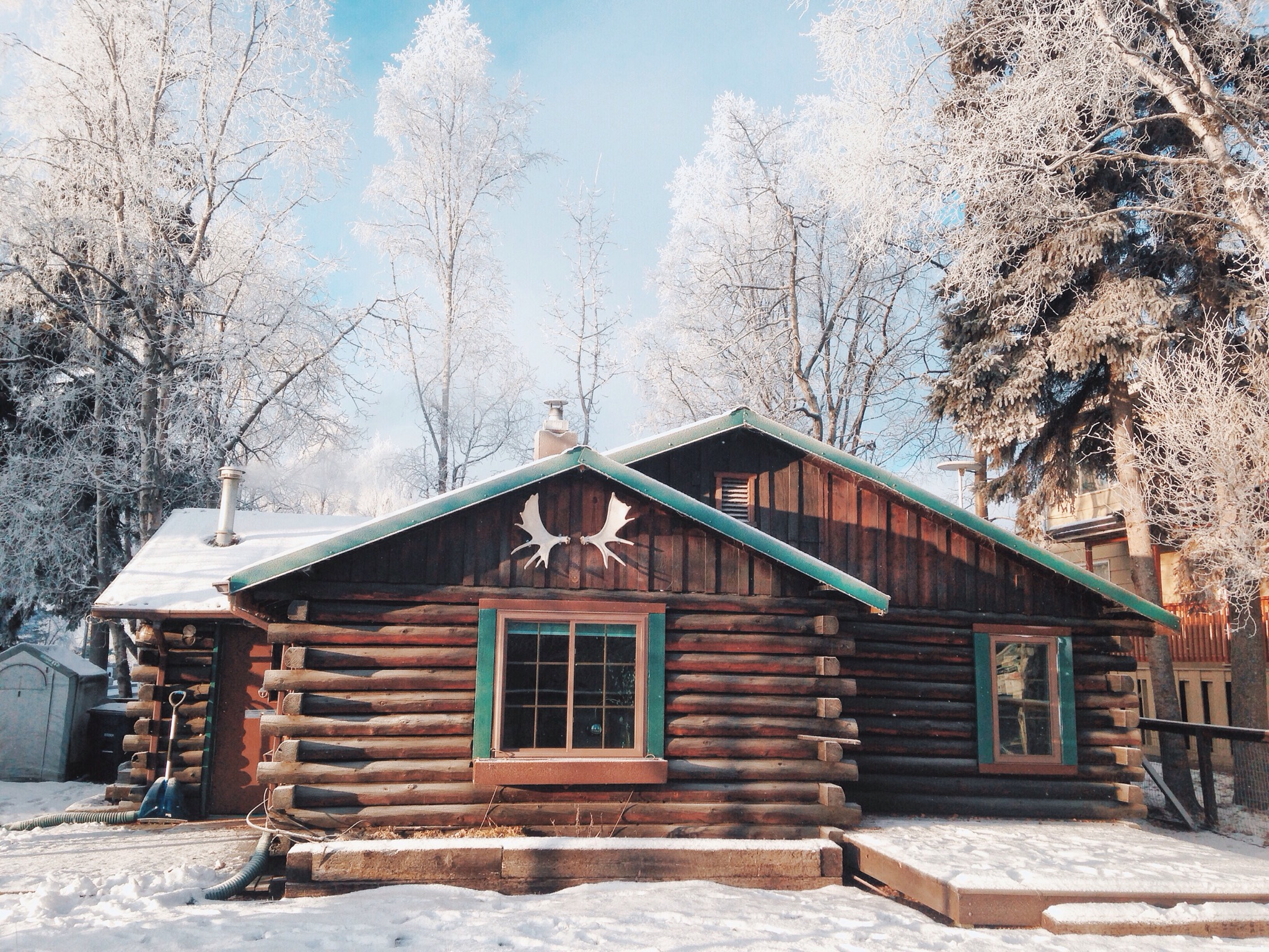The Mayor's Cabin Downtown Cabins for Rent in Anchorage, Alaska