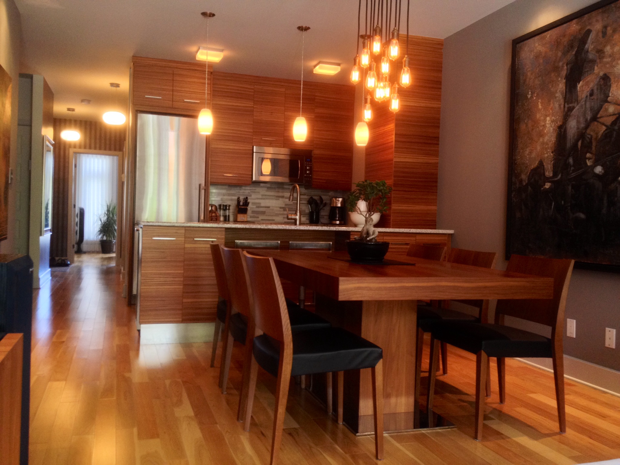 Luxurious and very well located in Ville-Marie, Montreal