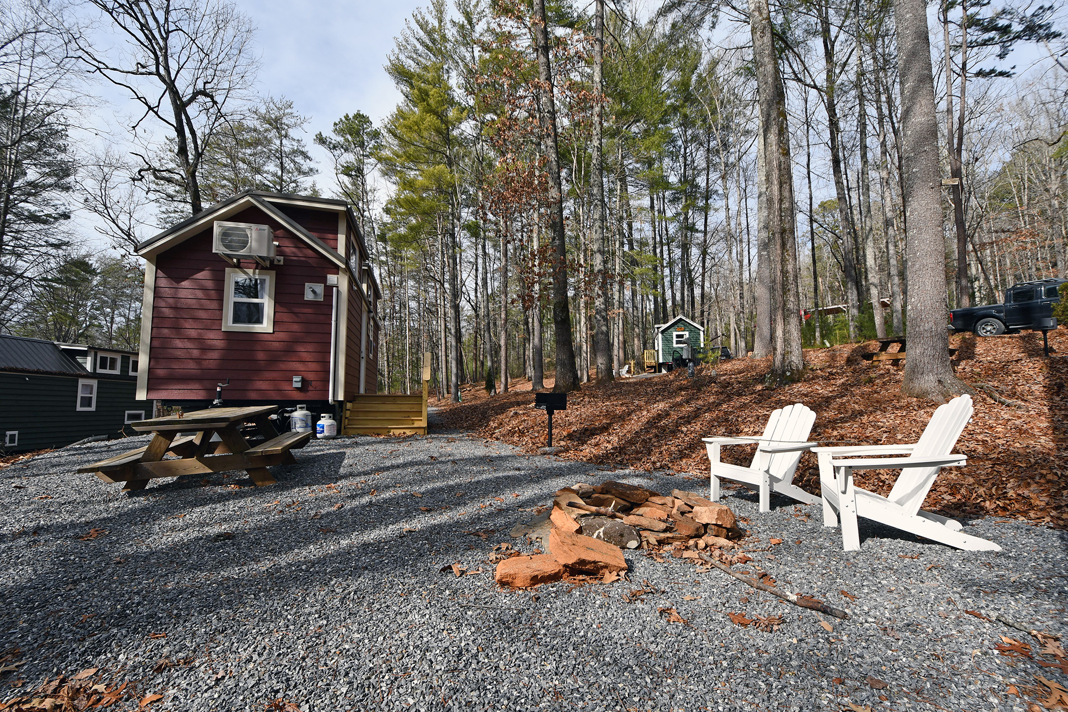 Rhododendron Tiny Home at Bleu Canoe Campground
