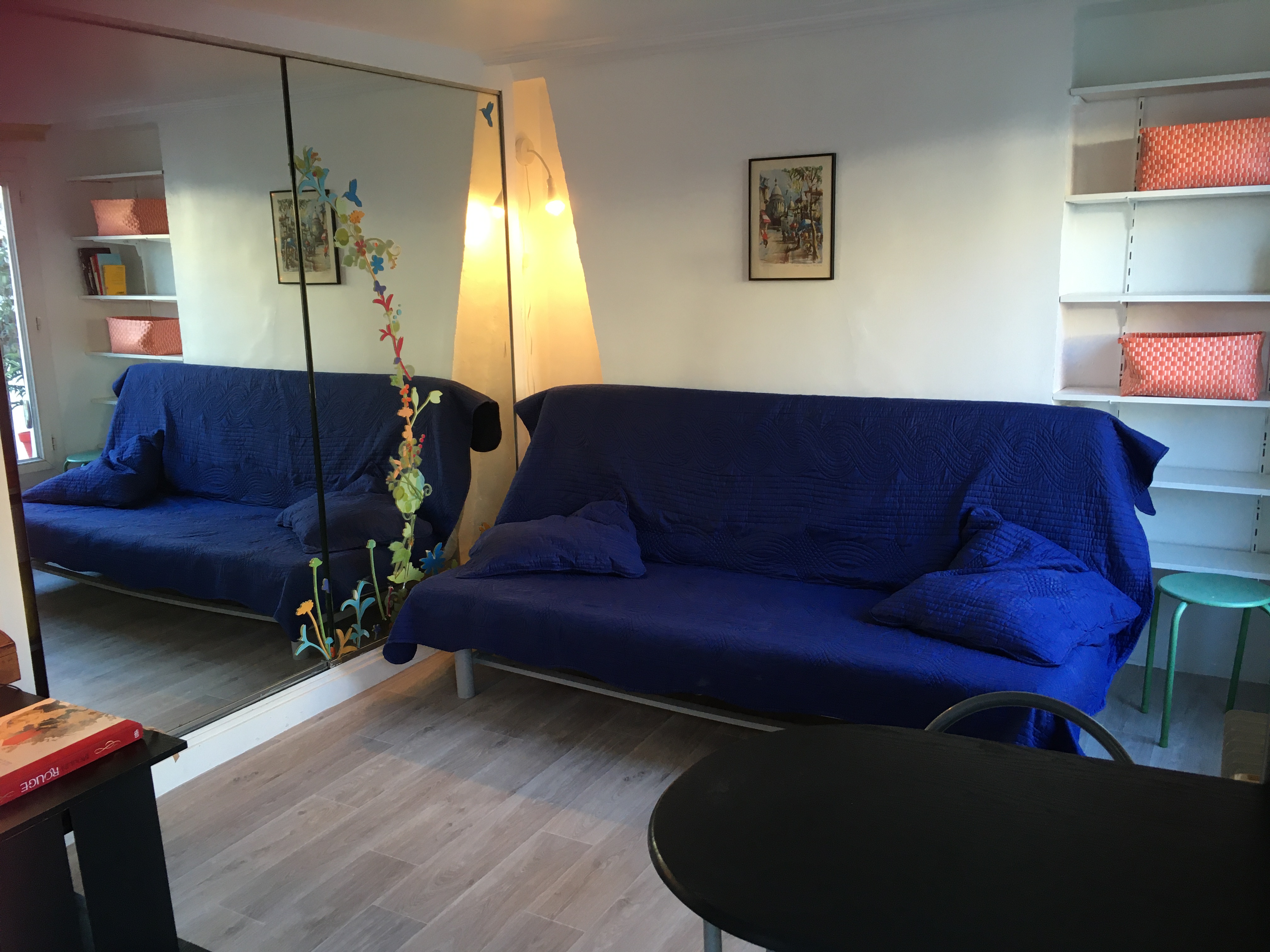 Brand new lovely studio + Balcony Sopi montmartre in Opéra, Paris