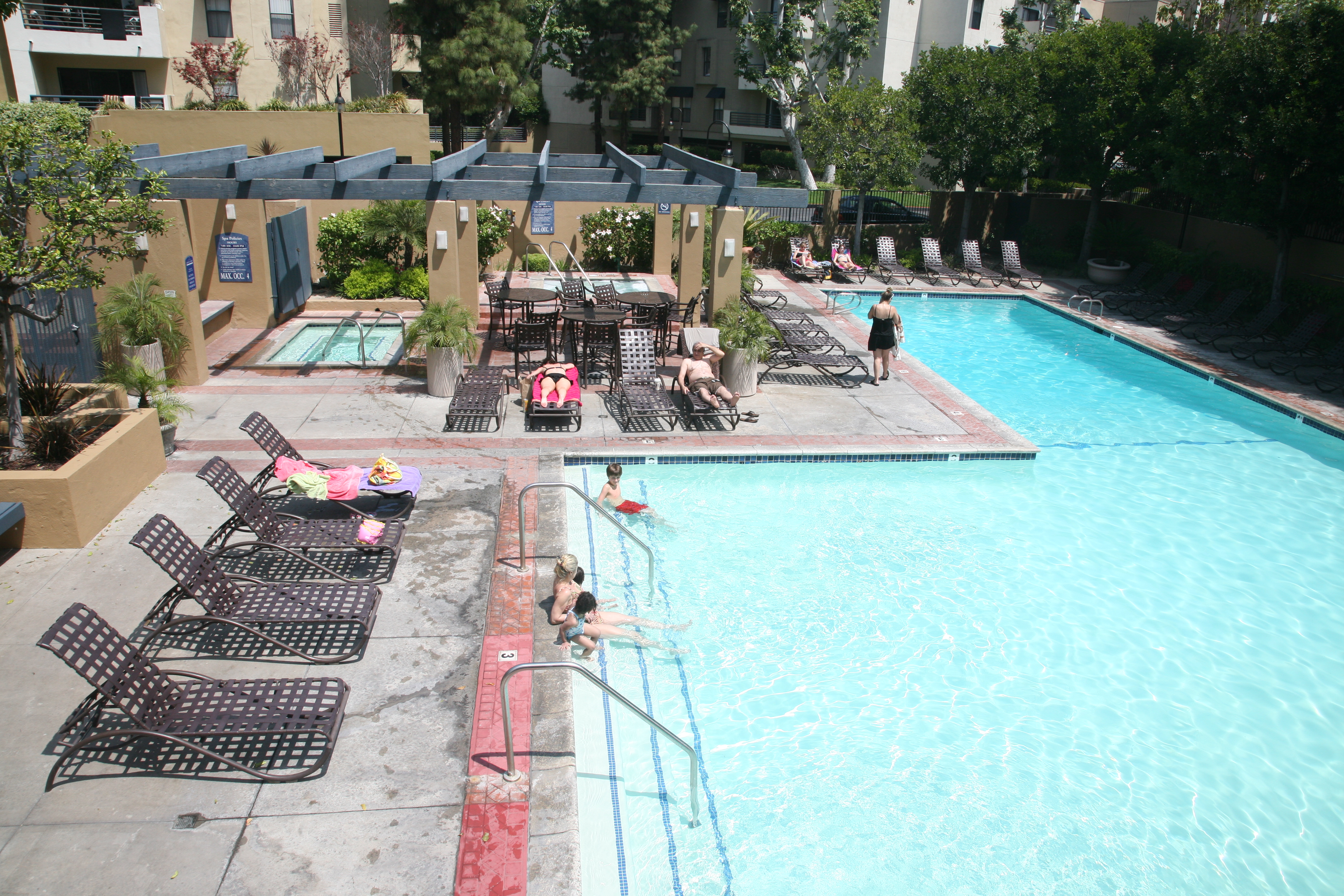 Studio City 2BR/2BA, Top FL in Studio City, Los Angeles