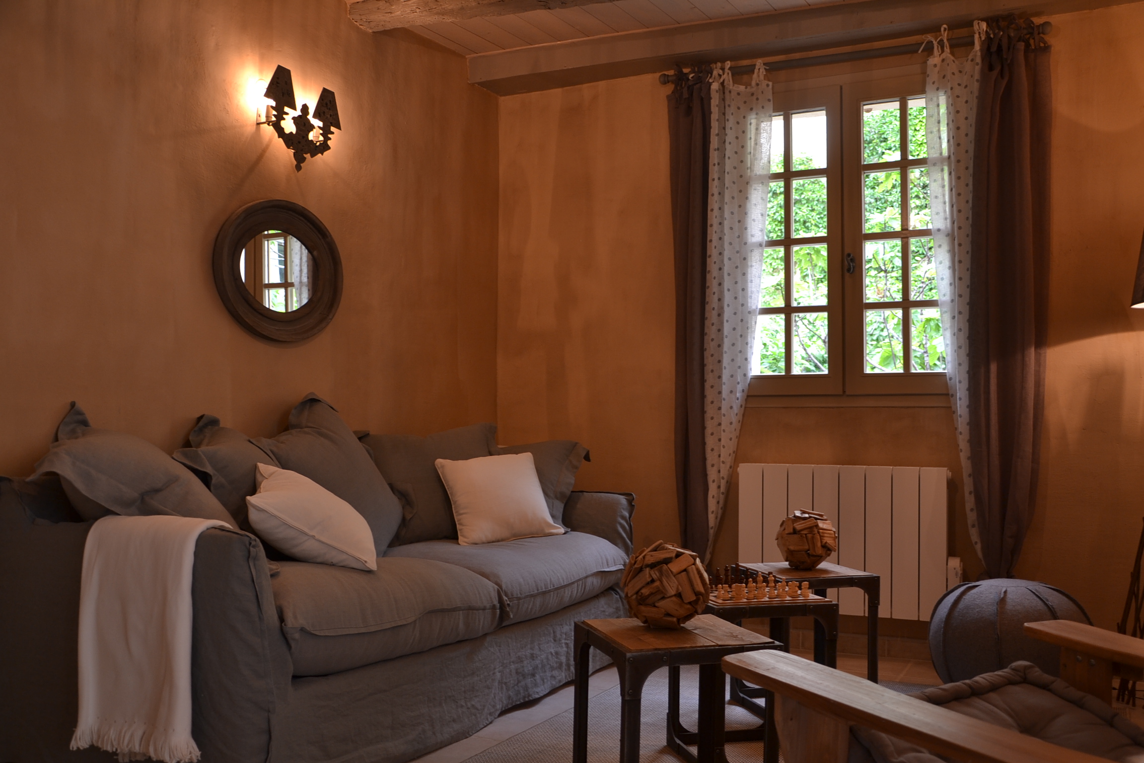 MoustiersSainteMarie's Home Airbnb