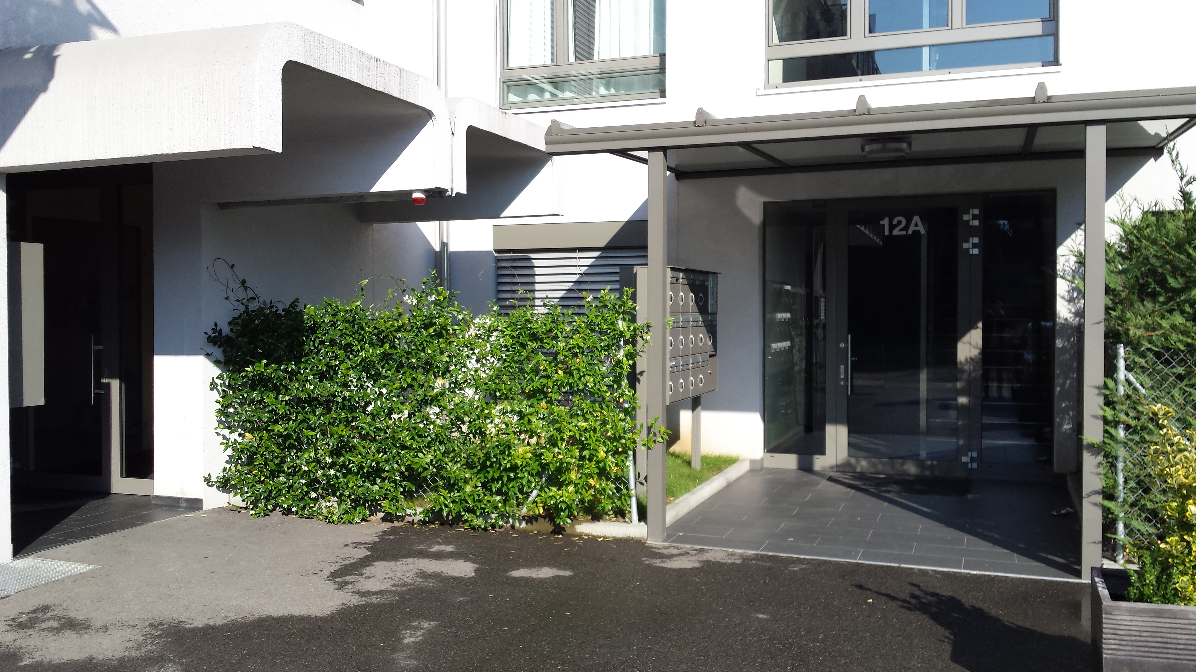 Studio Moderne avec Garage Fermé in Vernier, Geneva