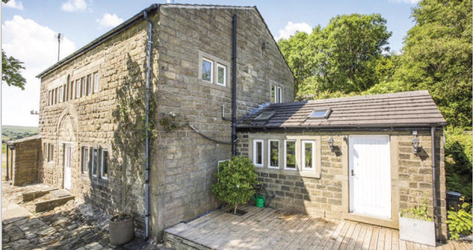 Halstead Green Farm Houses for Rent in West Yorkshire, England