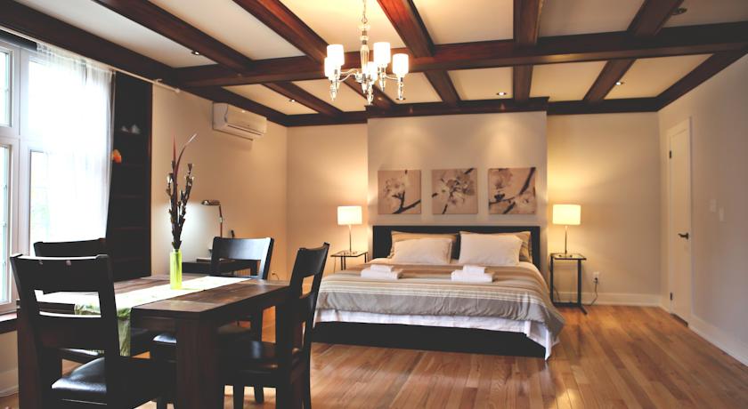 Serviced Deluxe King Studio Apartment in Yonge-Eglinton, Toronto