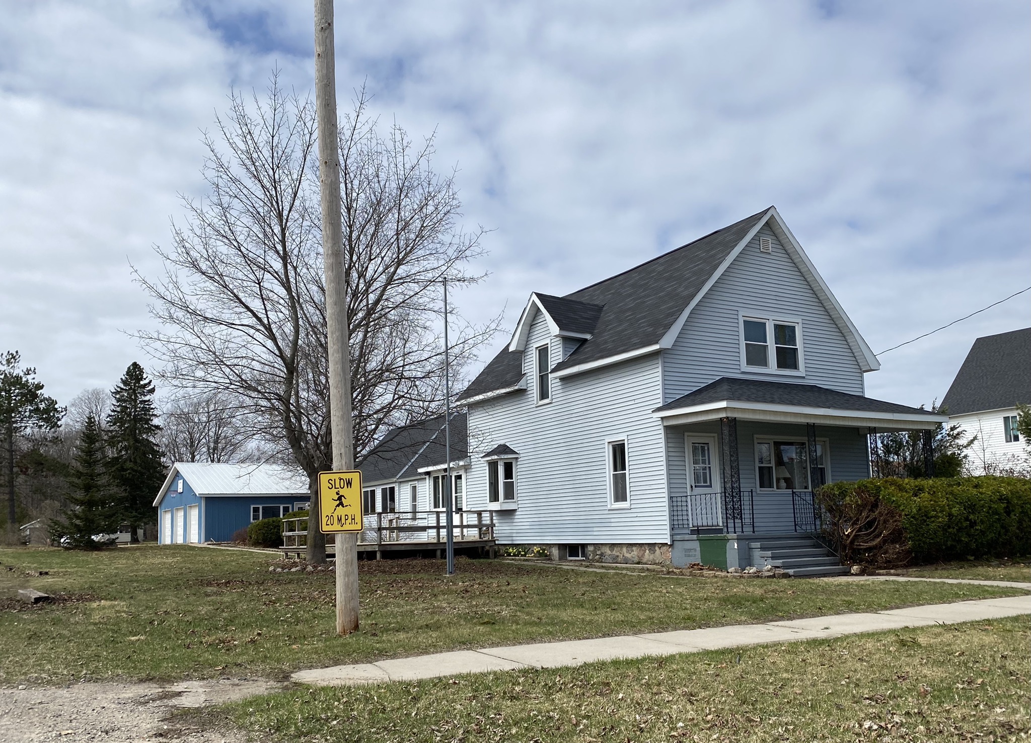 Sundown Lodge in McMillan MI Houses for Rent in McMillan, Michigan