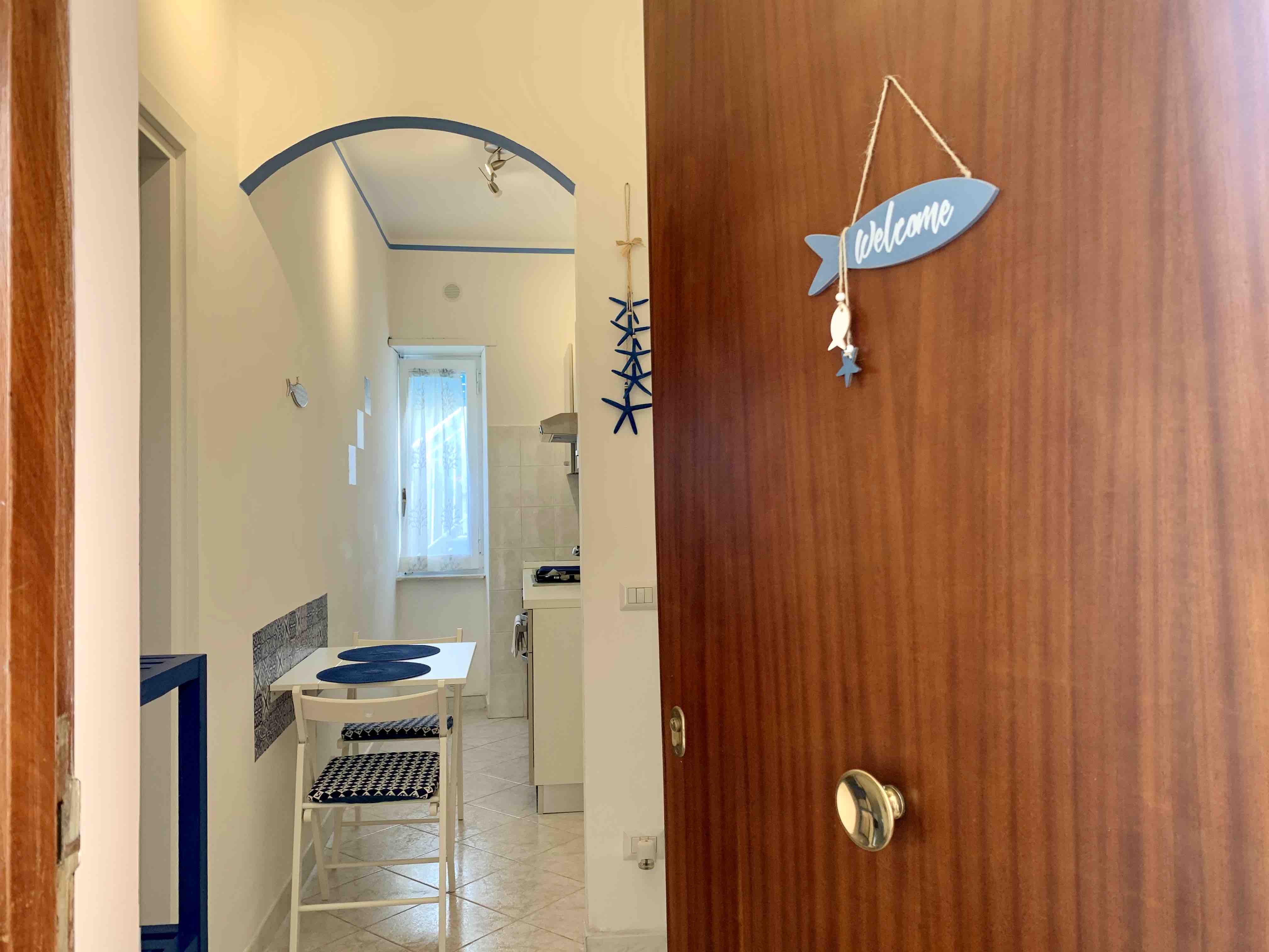 ⛱Apartment in the center of Scauri with parking