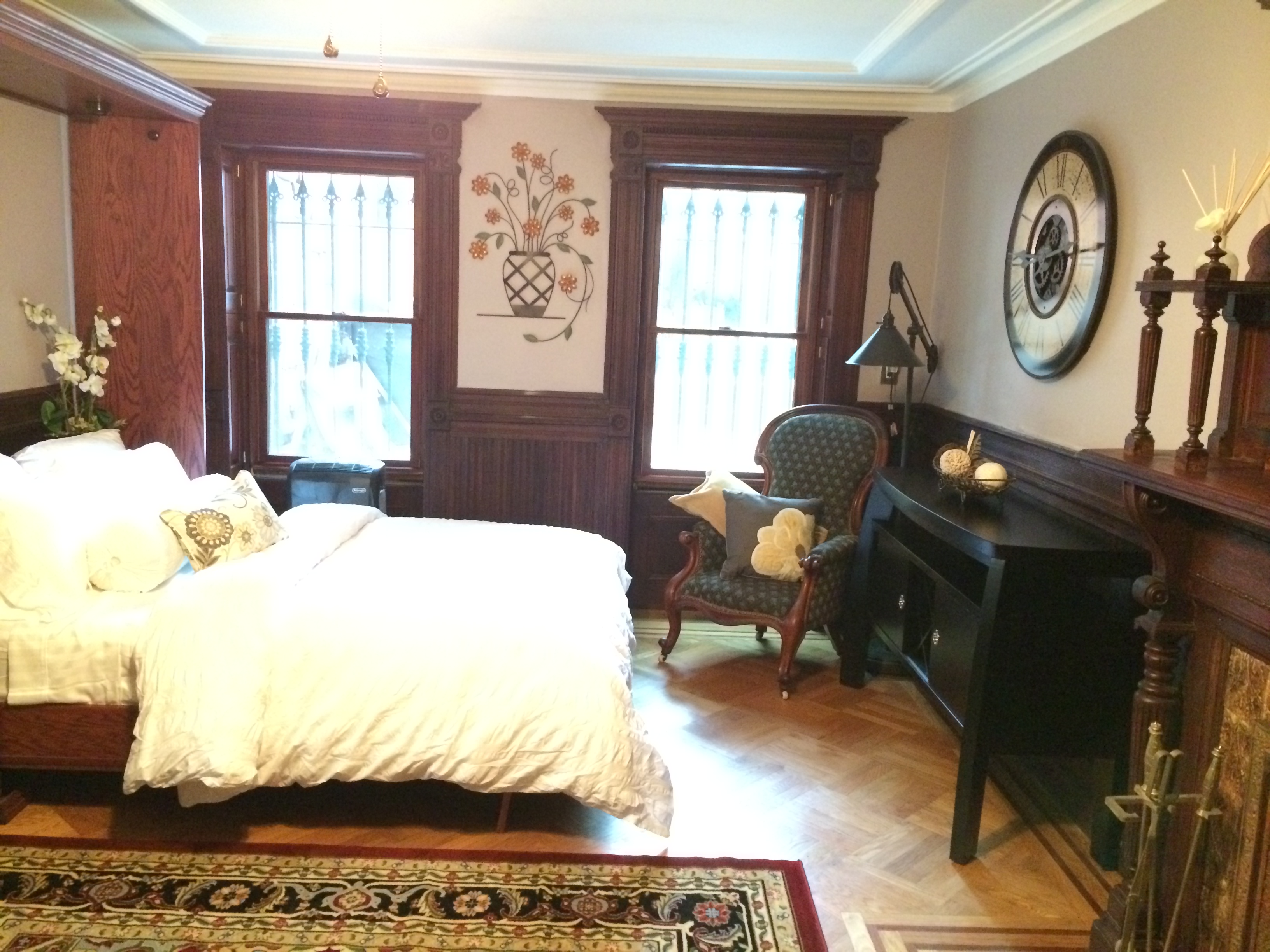 Brownstone Beauty