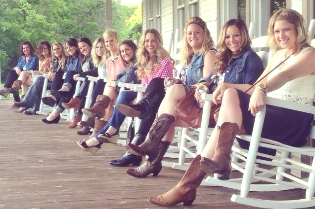 ULITIMATE GIRLS WEEKEND!!! 10 MIN. TO DOWNTOWN!!!!