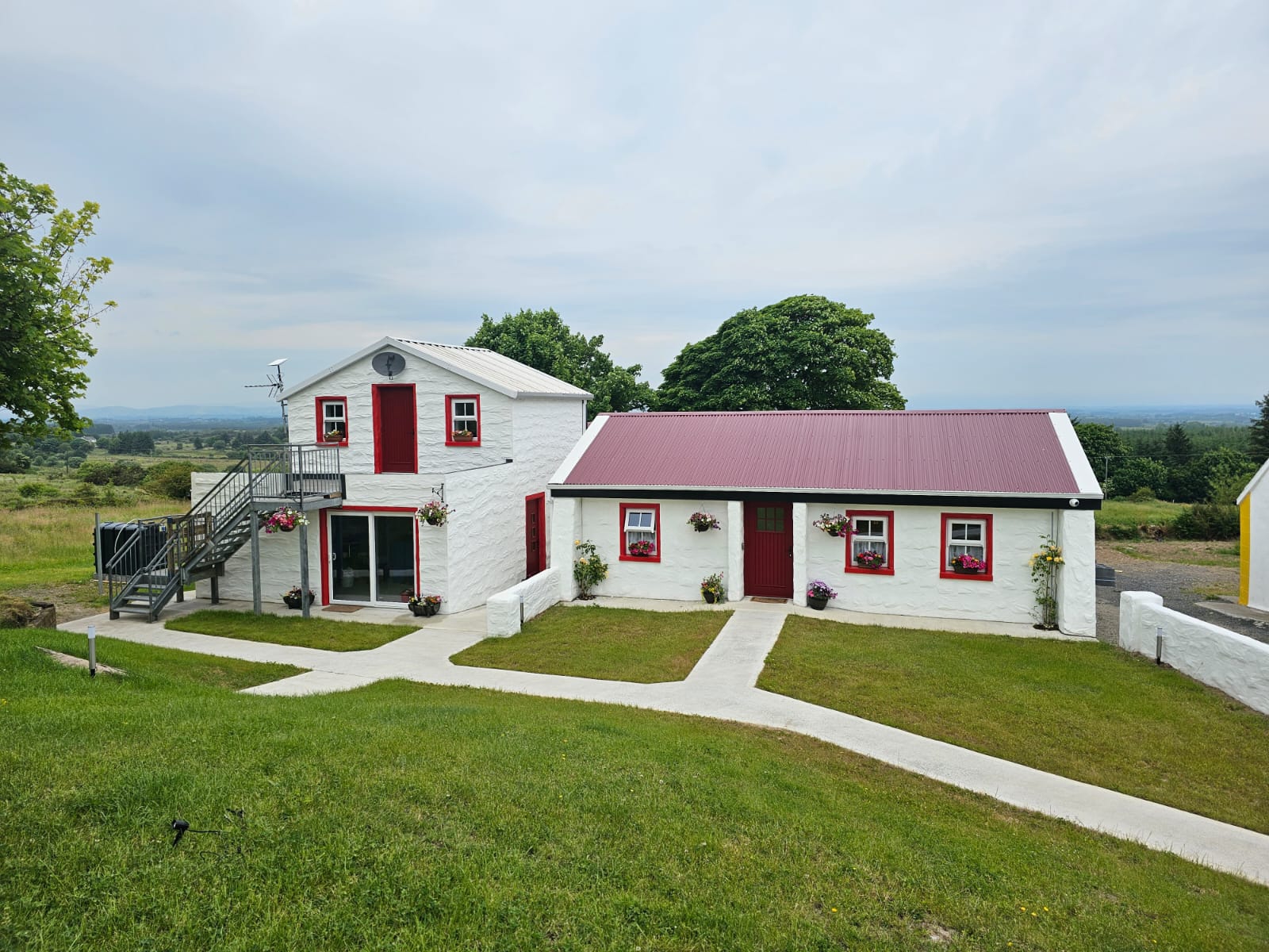 Tiernans luxury cottages