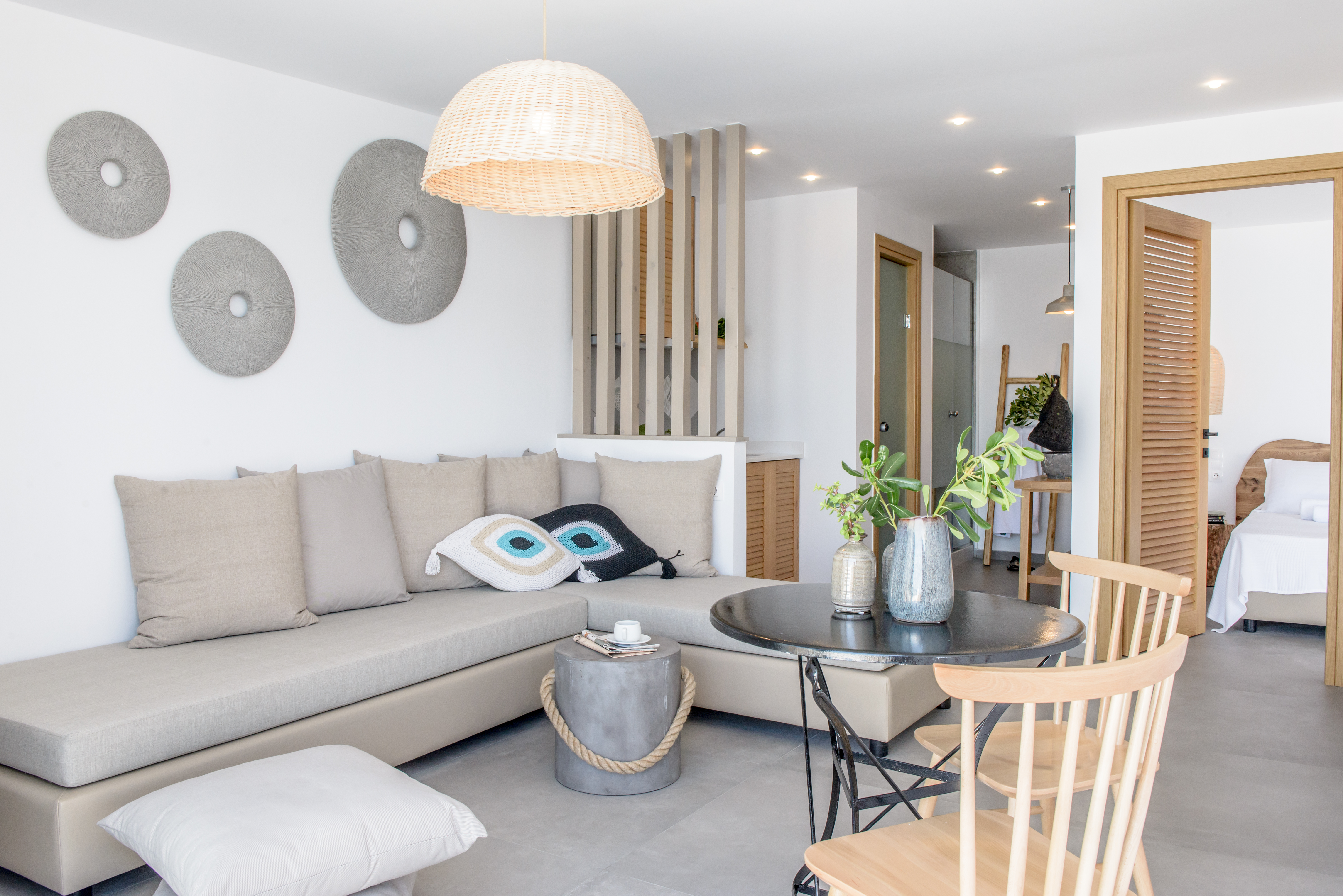 Laia Seafront Luxury Apartment