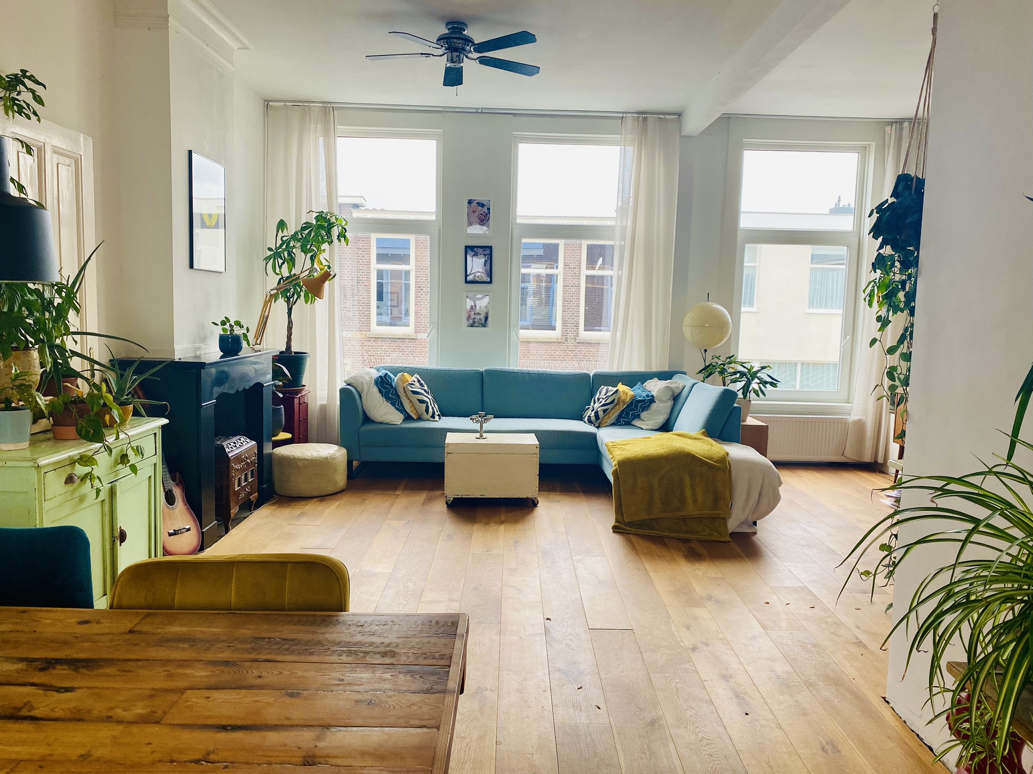 Spacious & light appt between centre and beach — The Hague stay