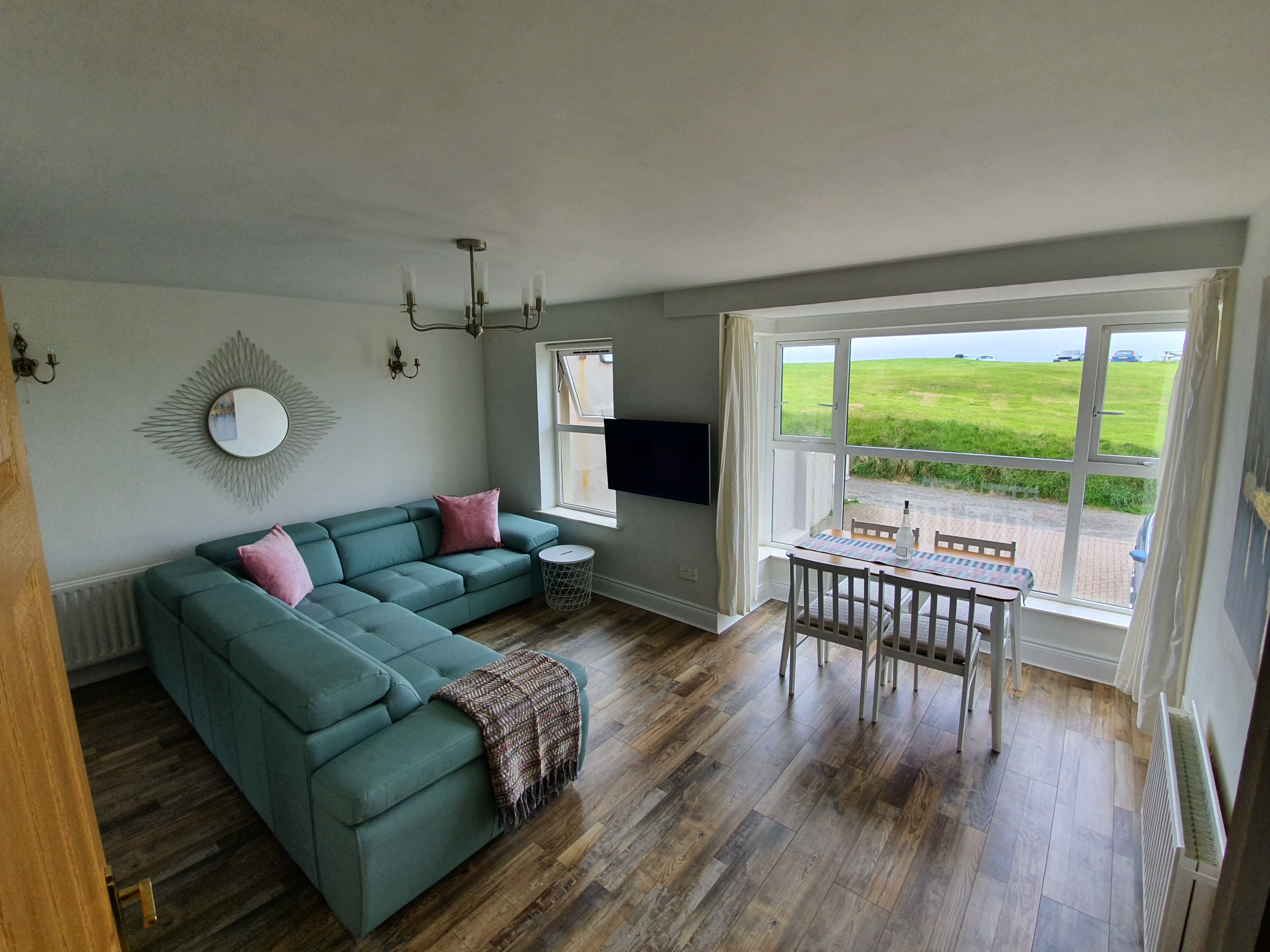 Portstewart accommodation. Very central location!