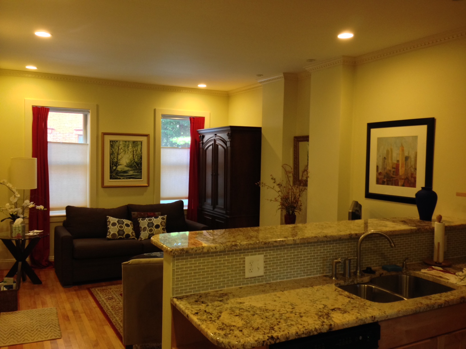 Modern, Spacious 1BR for 4 - Easy Marathon Access!